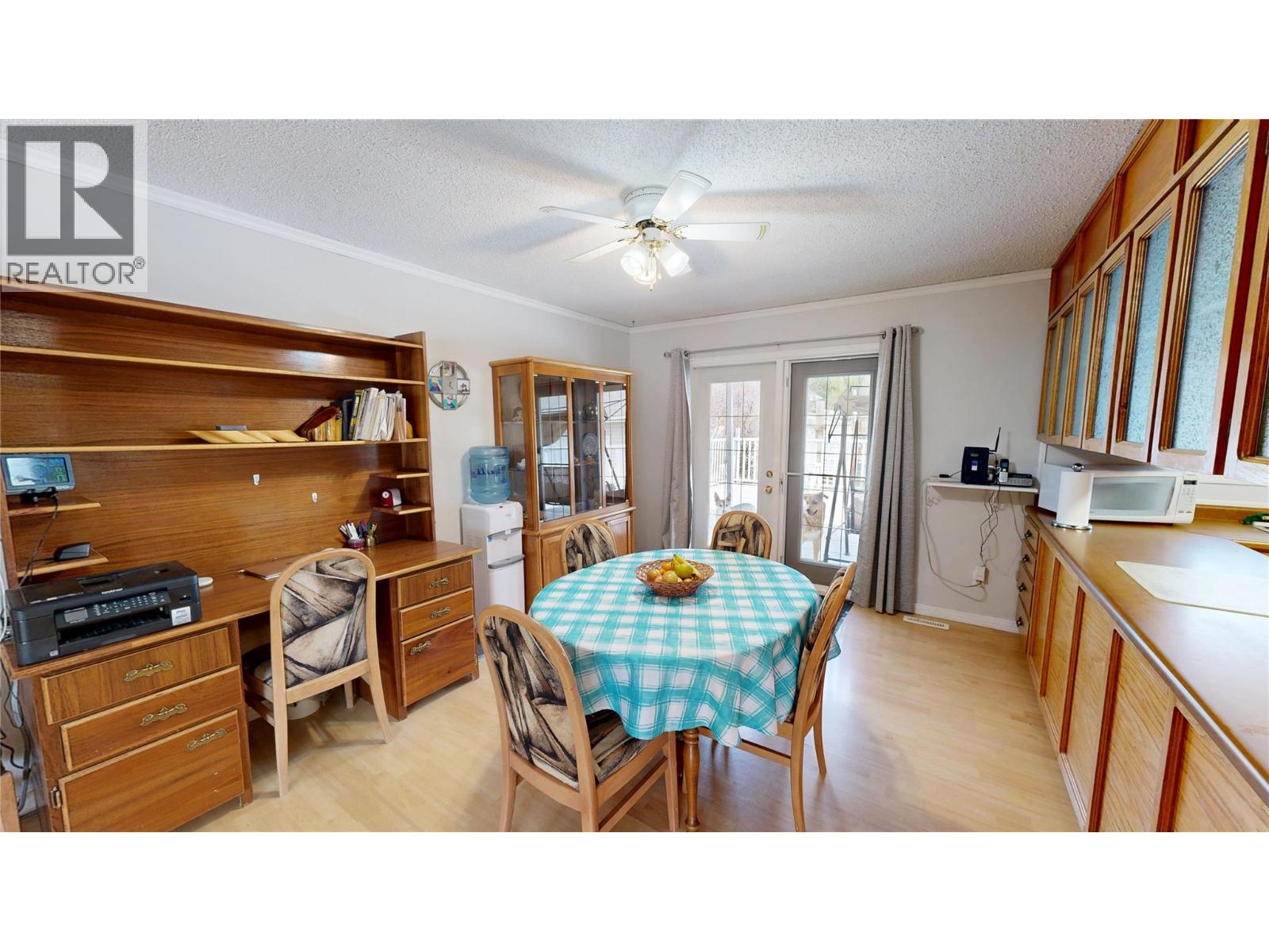 4835 Purcell Avenue, Edgewater, British Columbia  V0A 1E0 - Photo 12 - 10386916