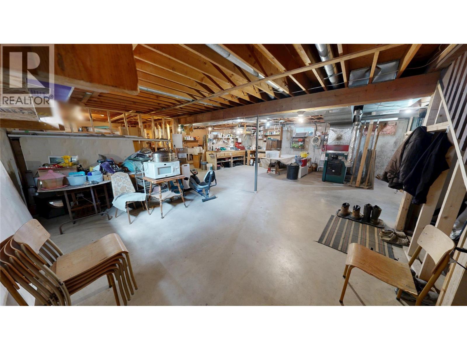 4835 Purcell Avenue, Edgewater, British Columbia  V0A 1E0 - Photo 24 - 10386916