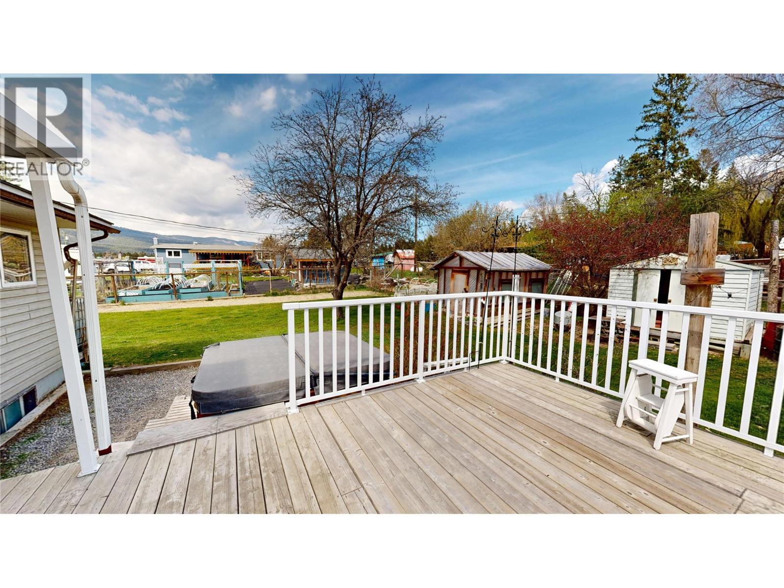 4835 Purcell Avenue, Edgewater, British Columbia  V0A 1E0 - Photo 37 - 10386916