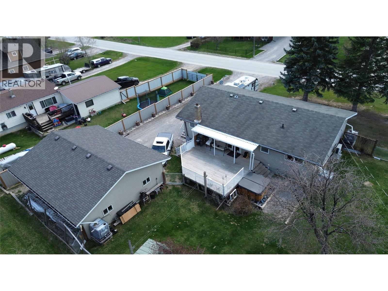 4835 Purcell Avenue, Edgewater, British Columbia  V0A 1E0 - Photo 55 - 10386916