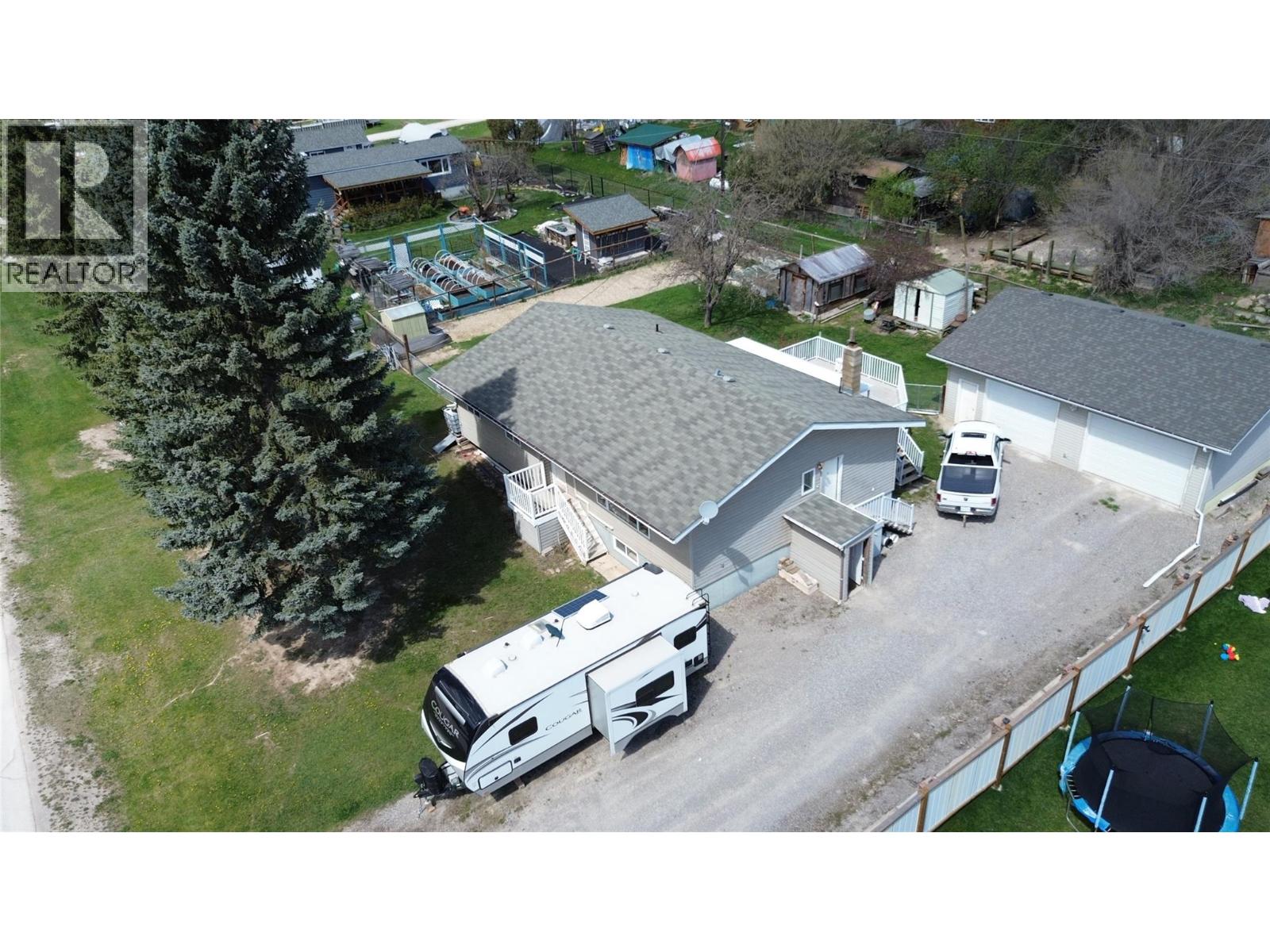 4835 Purcell Avenue, Edgewater, British Columbia  V0A 1E0 - Photo 58 - 10386916