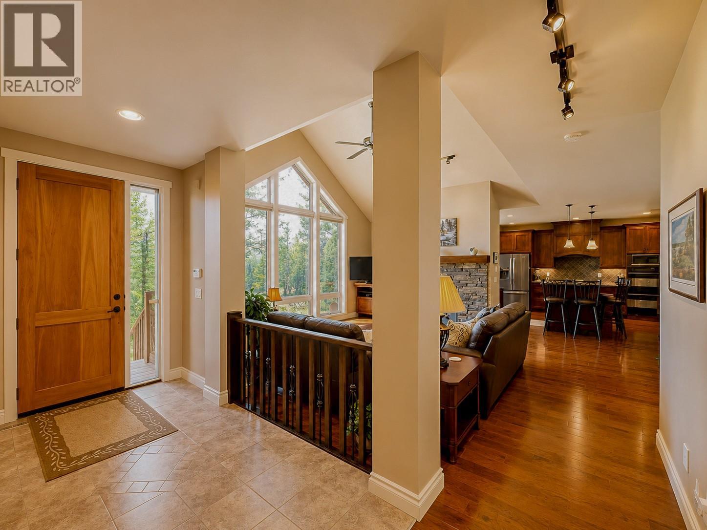 8128 Duby Road, Dry Gulch, British Columbia  V0A 1M0 - Photo 11 - 10387019