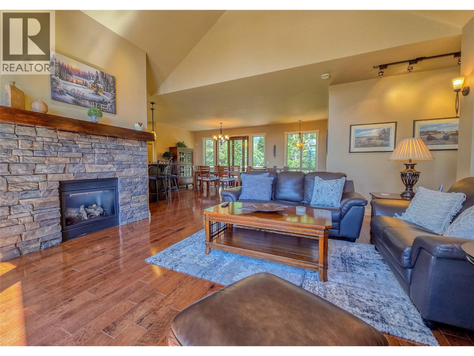 8128 Duby Road, Dry Gulch, British Columbia  V0A 1M0 - Photo 14 - 10387019