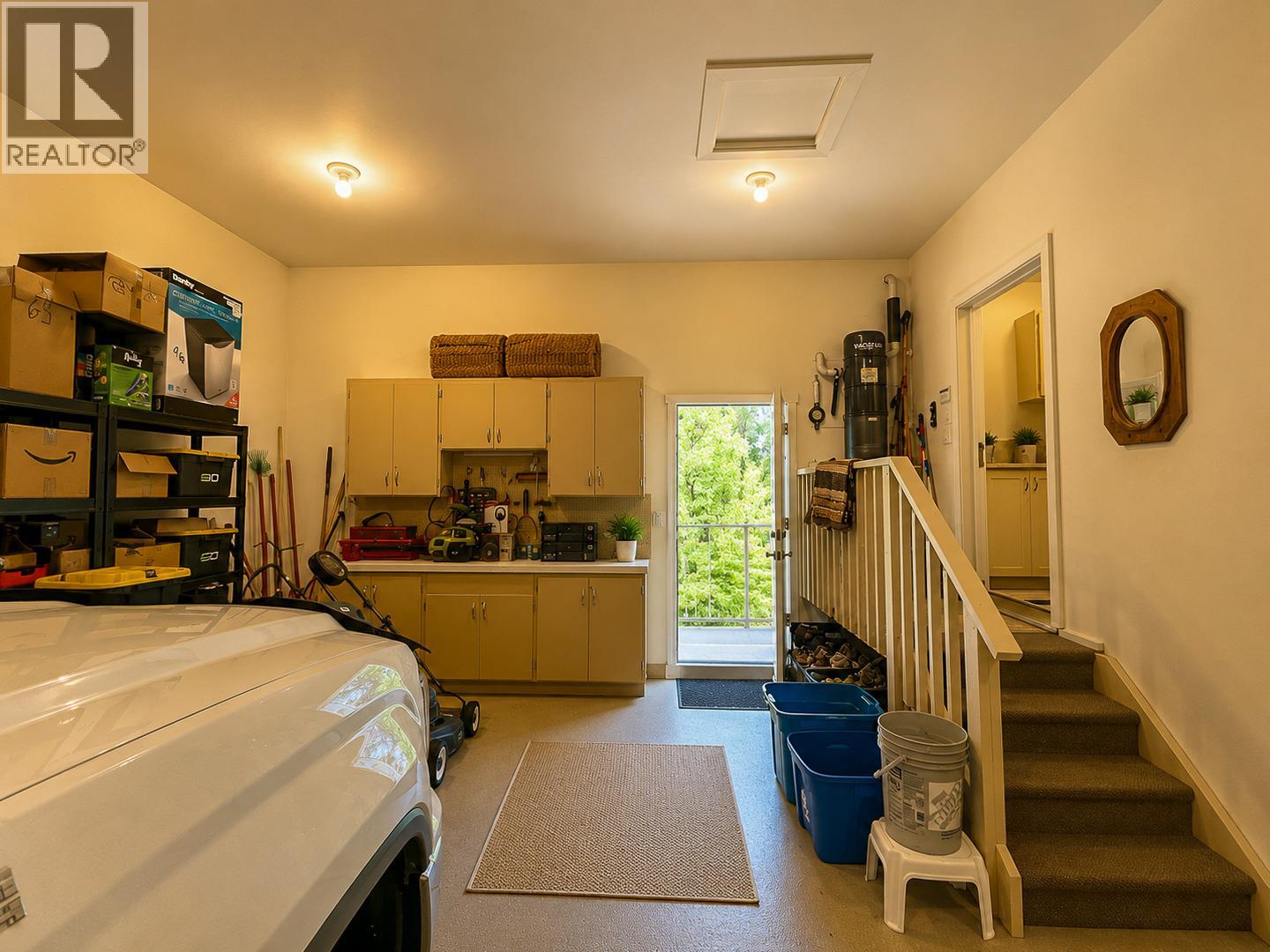 8128 Duby Road, Dry Gulch, British Columbia  V0A 1M0 - Photo 21 - 10387019