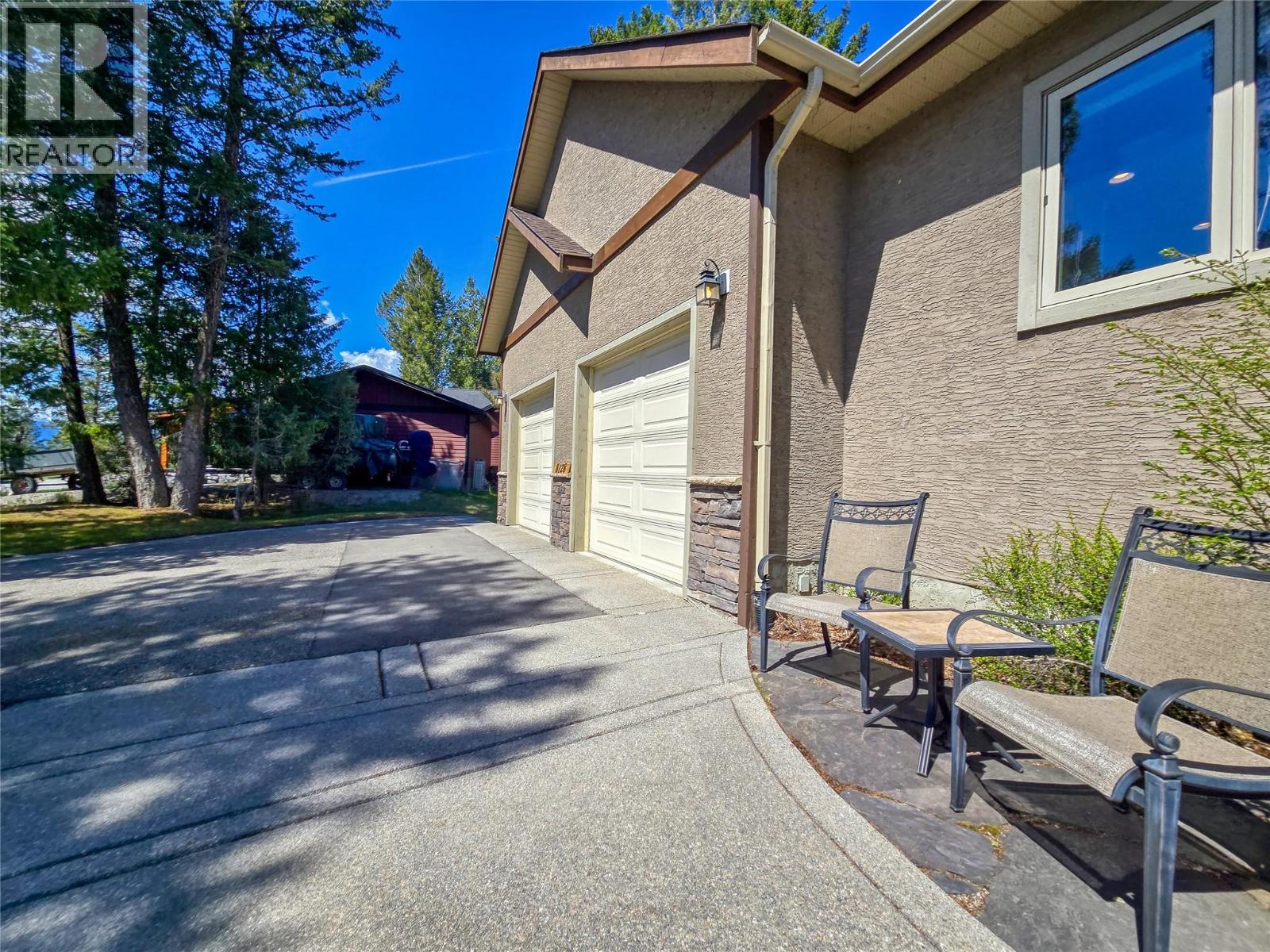 8128 Duby Road, Dry Gulch, British Columbia  V0A 1M0 - Photo 22 - 10387019