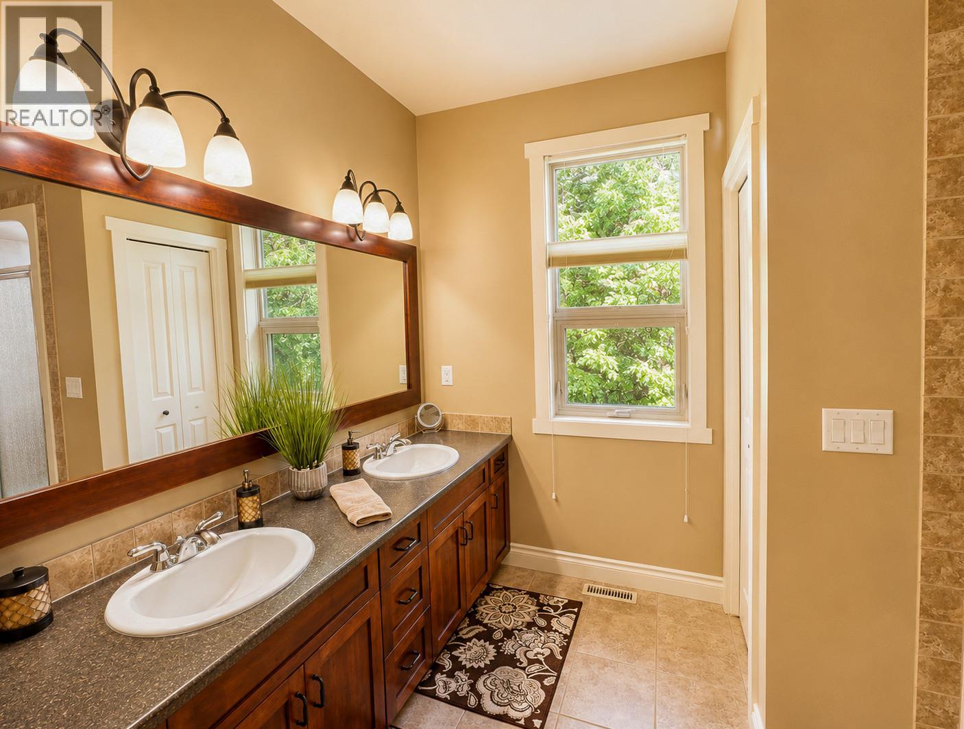 8128 Duby Road, Dry Gulch, British Columbia  V0A 1M0 - Photo 47 - 10387019