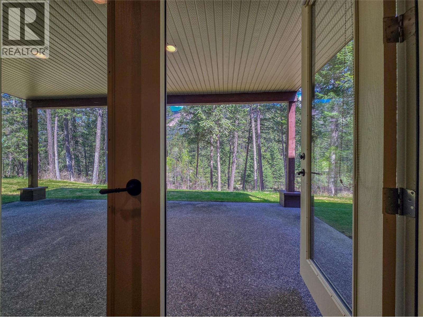 8128 Duby Road, Dry Gulch, British Columbia  V0A 1M0 - Photo 54 - 10387019