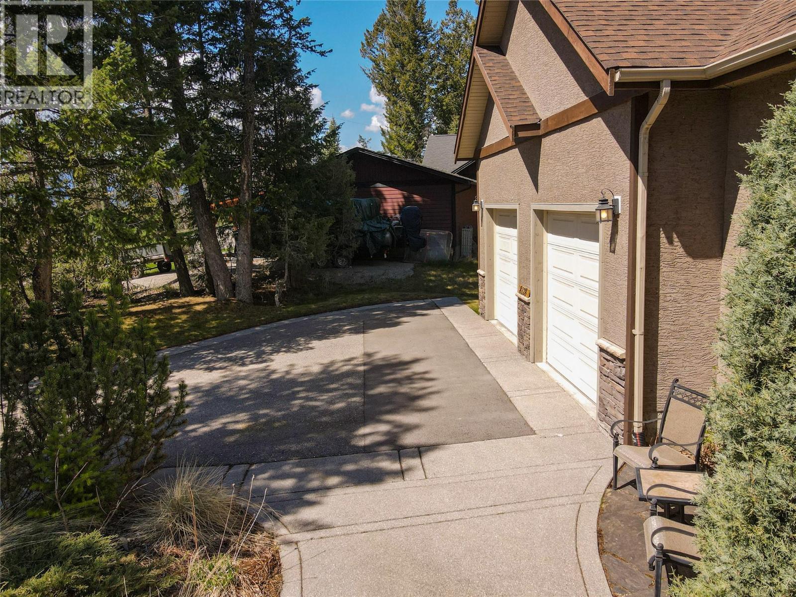 8128 Duby Road, Dry Gulch, British Columbia  V0A 1M0 - Photo 73 - 10387019