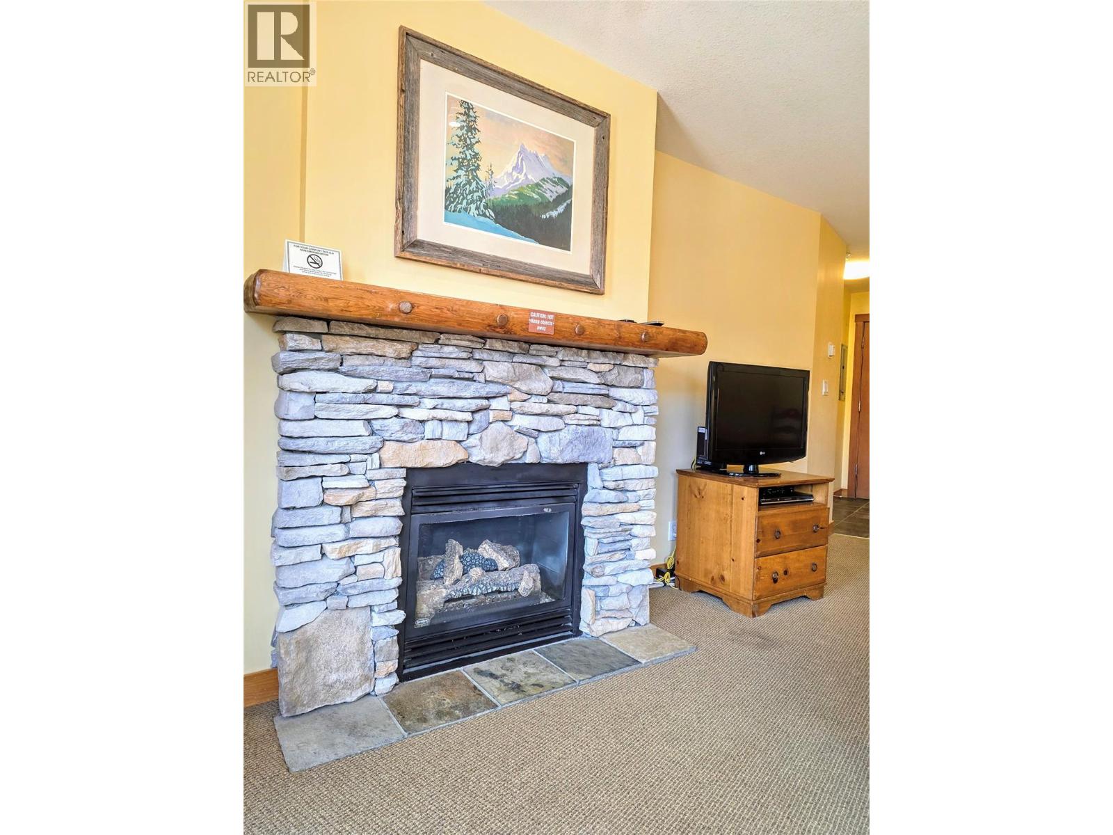 2080 Summit Drive Unit# 318, Panorama, British Columbia  V0A 1T0 - Photo 10 - 10386524