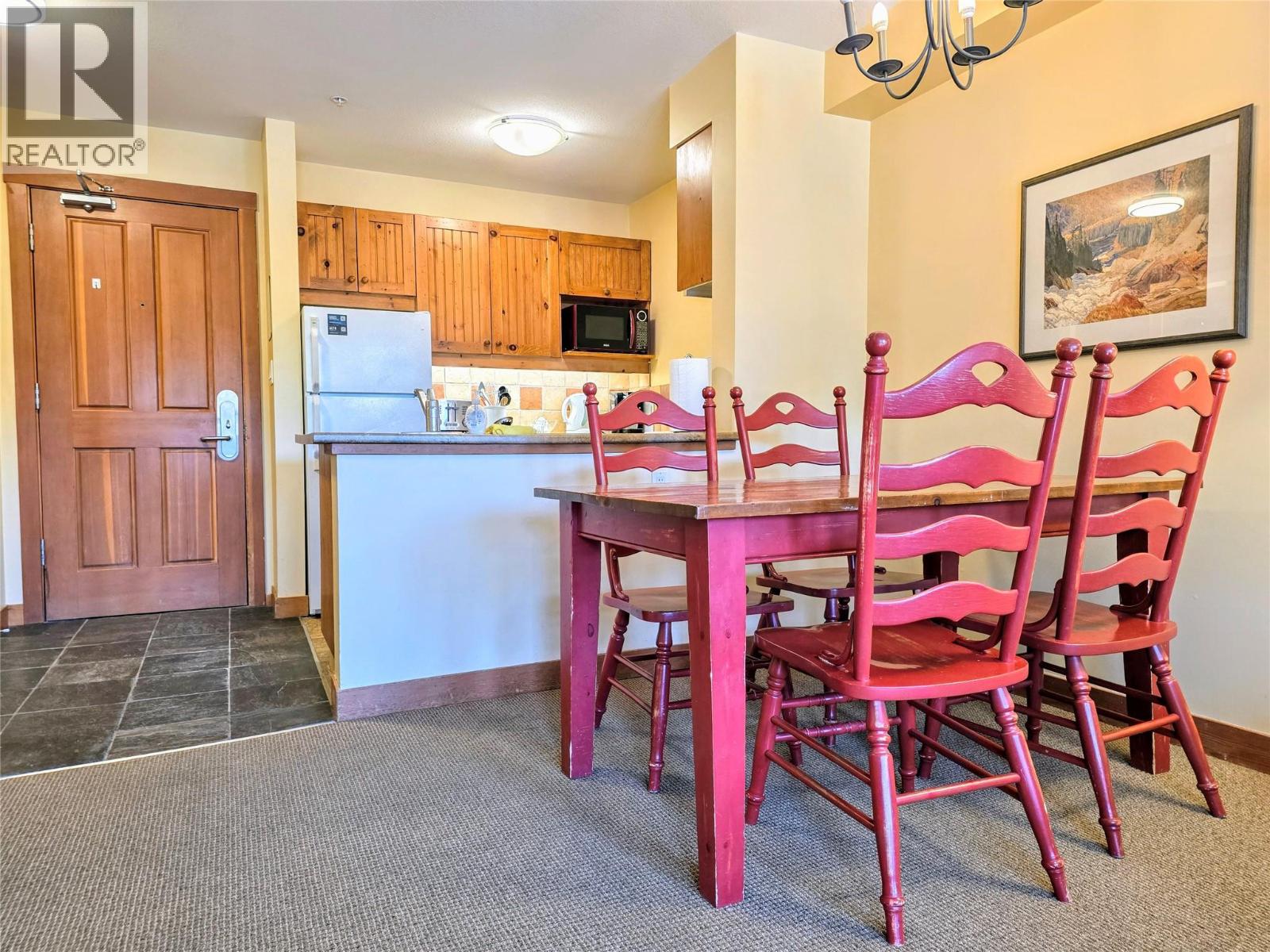 2080 Summit Drive Unit# 318, Panorama, British Columbia  V0A 1T0 - Photo 11 - 10386524