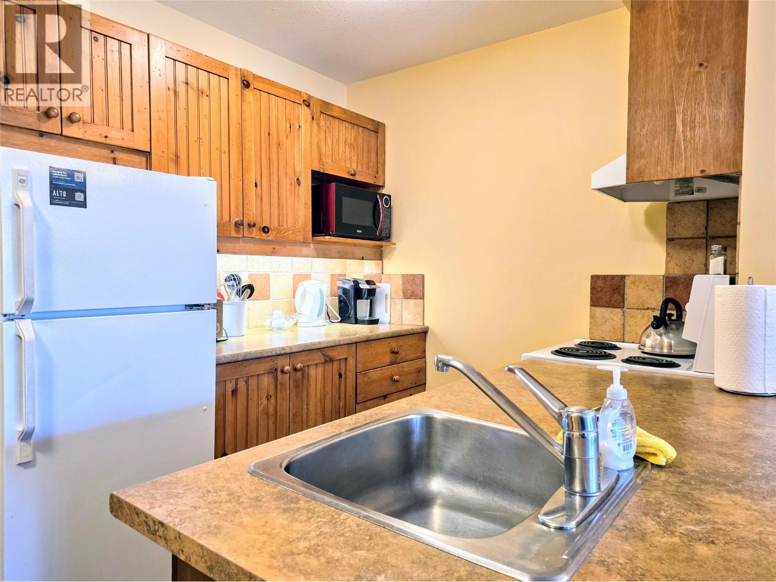 2080 Summit Drive Unit# 318, Panorama, British Columbia  V0A 1T0 - Photo 2 - 10386524