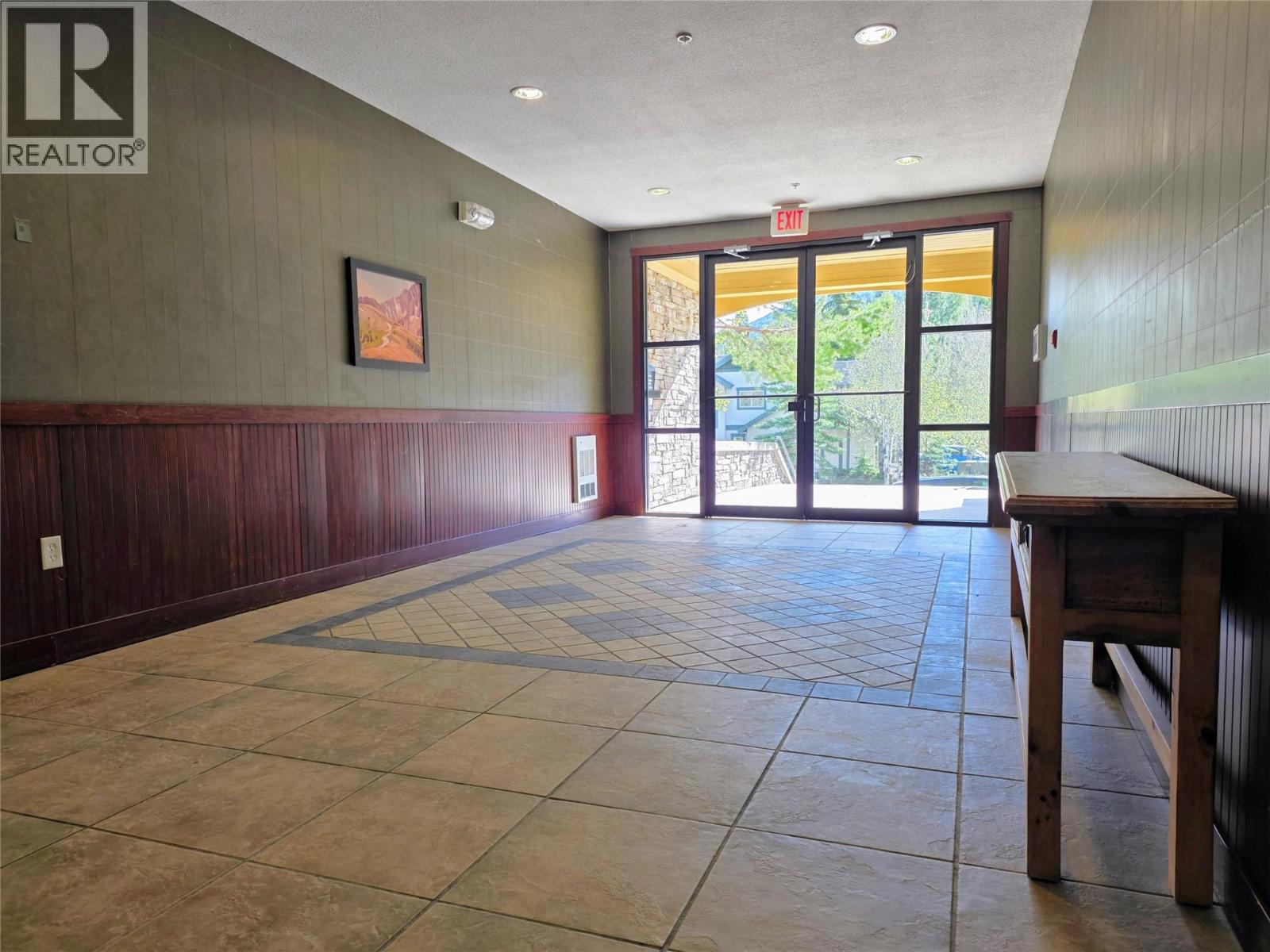 2070 Summit Drive Unit# 304, Panorama, British Columbia  V0A 1T0 - Photo 25 - 10386858