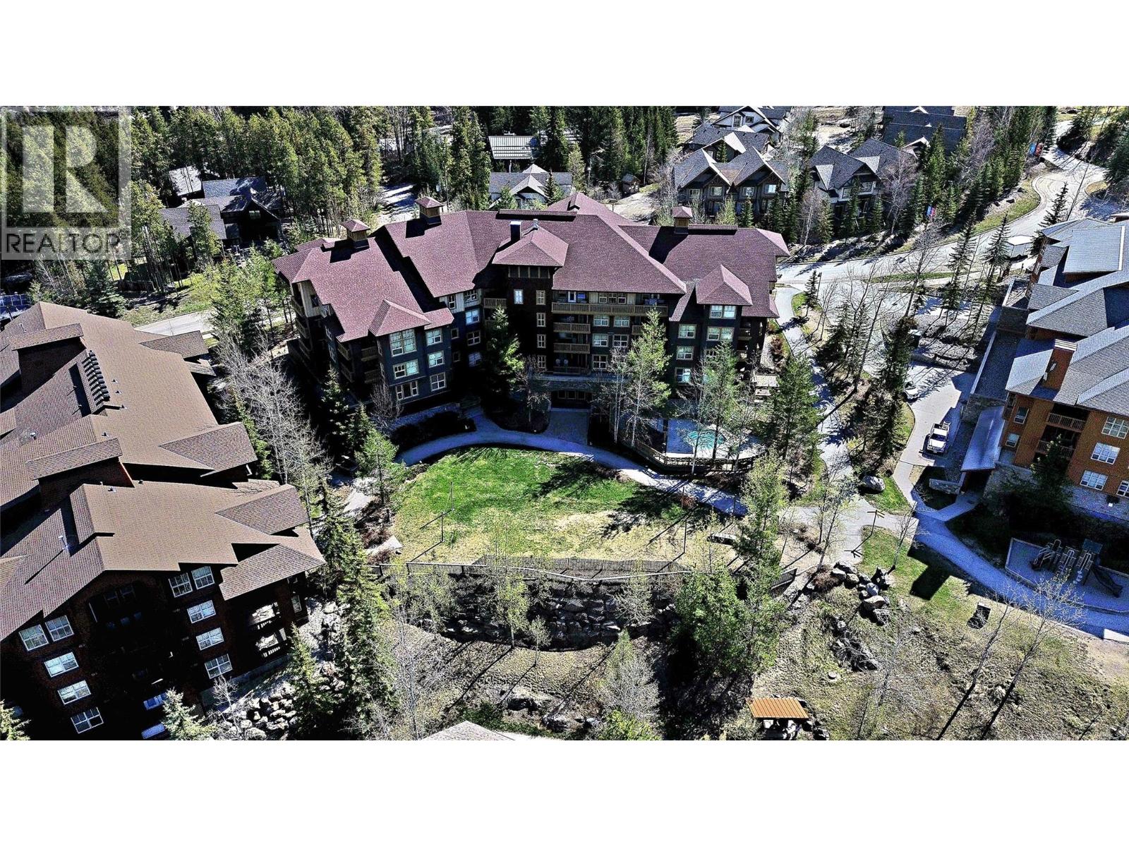 2070 Summit Drive Unit# 304, Panorama, British Columbia  V0A 1T0 - Photo 32 - 10386858