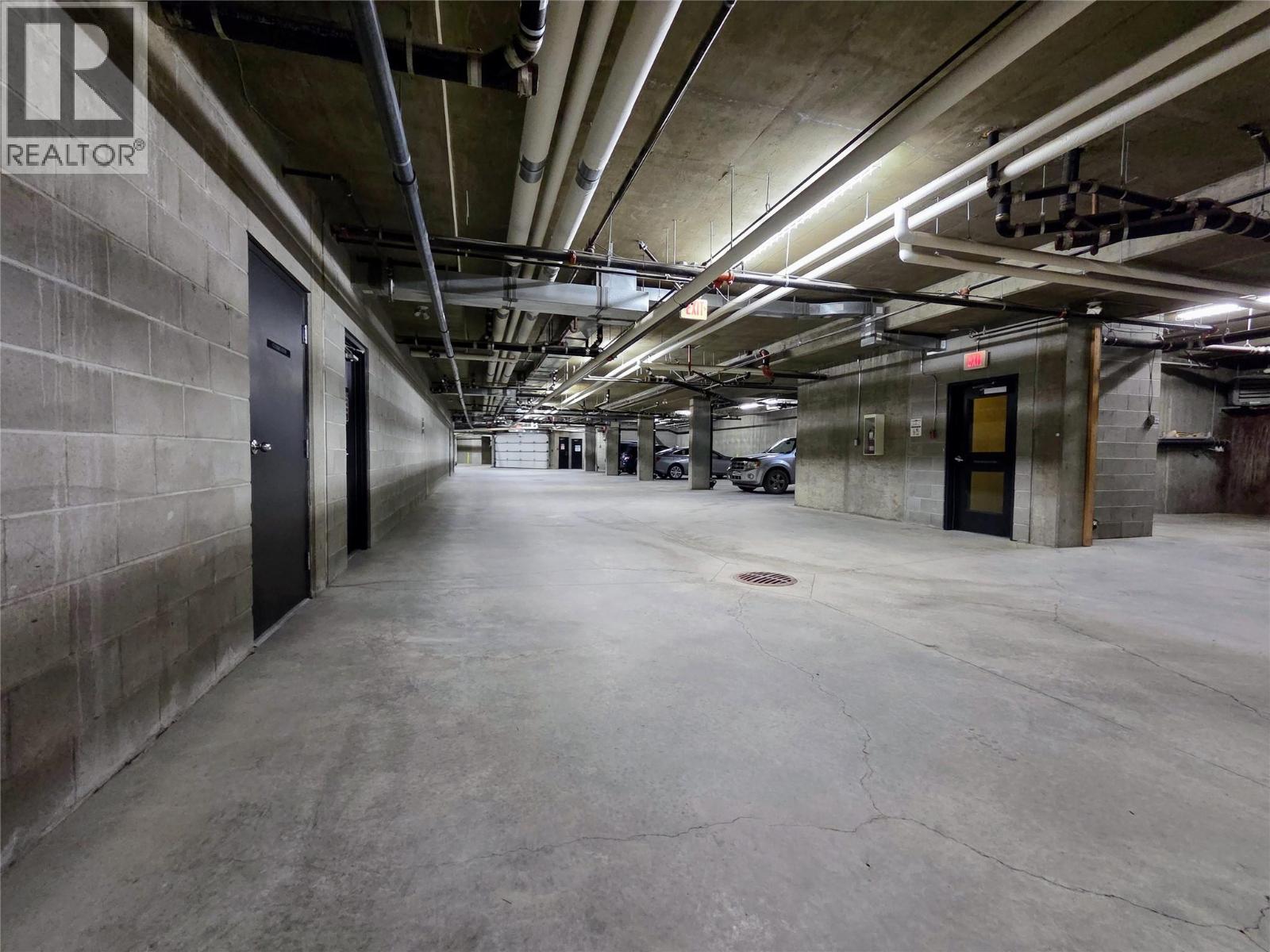 2070 Summit Drive Unit# 304, Panorama, British Columbia  V0A 1T0 - Photo 33 - 10386858