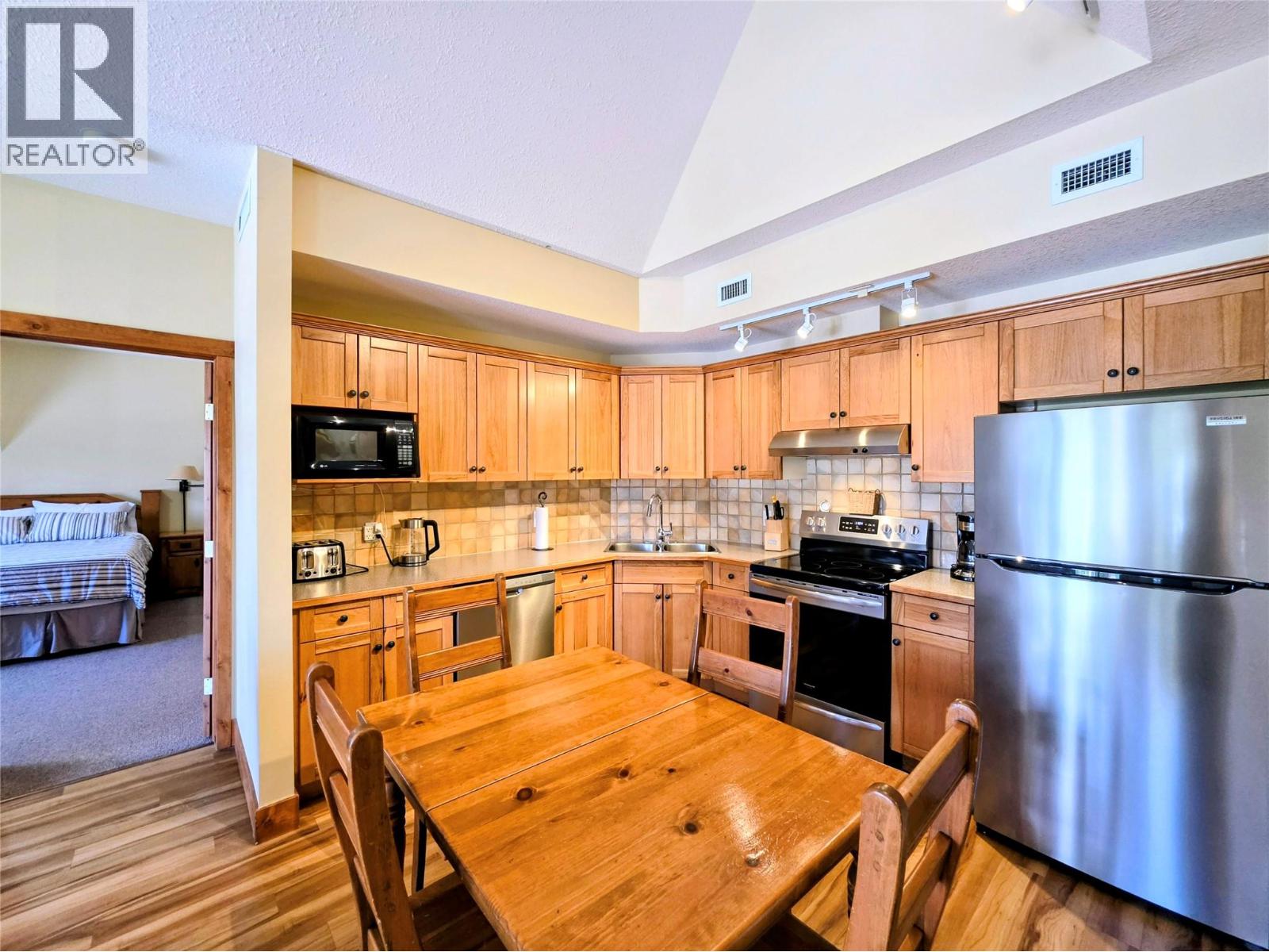 701 14a Crescent Unit# 336b, Invermere, British Columbia  V0A 1K0 - Photo 9 - 10386989