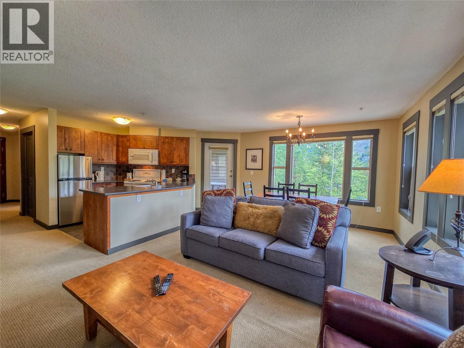 2070 Summit Drive Unit# 308, Panorama, British Columbia  V0A 1T0 - Photo 3 - 10385753