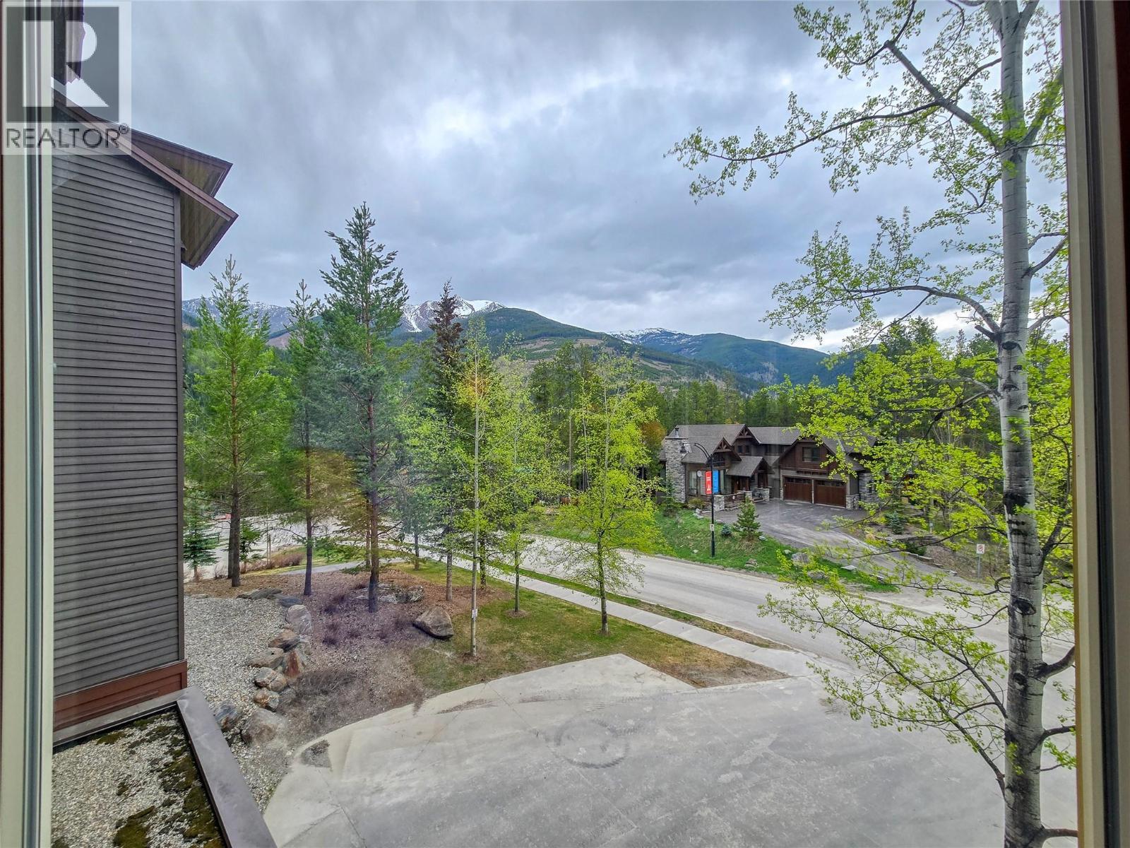 2070 Summit Drive Unit# 308, Panorama, British Columbia  V0A 1T0 - Photo 32 - 10385753