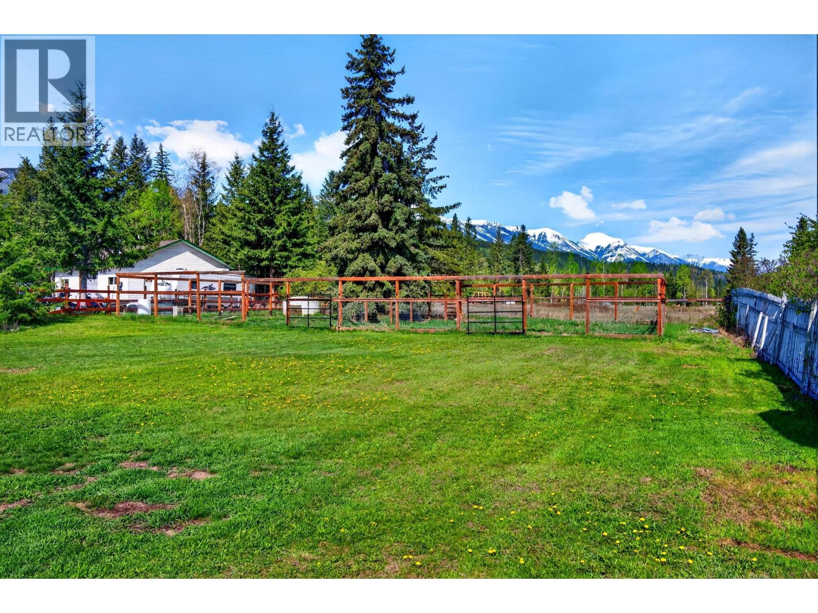 888 Canyon Creek Road, Golden, British Columbia  V0A 1H2 - Photo 49 - 10387220