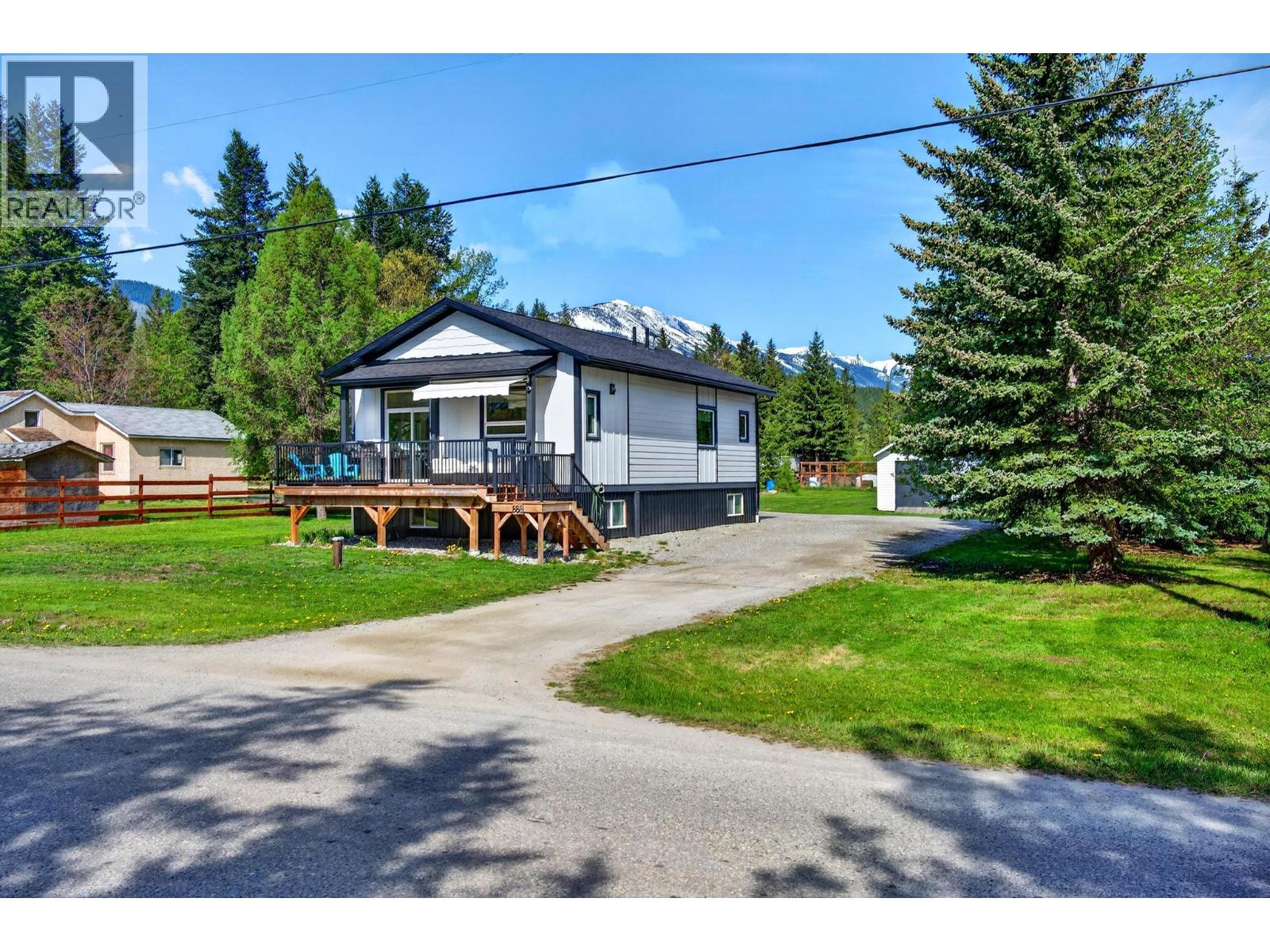 888 Canyon Creek Road, Golden, British Columbia  V0A 1H2 - Photo 53 - 10387220