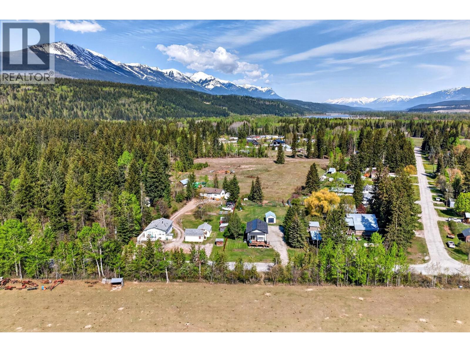 888 Canyon Creek Road, Golden, British Columbia  V0A 1H2 - Photo 73 - 10387220