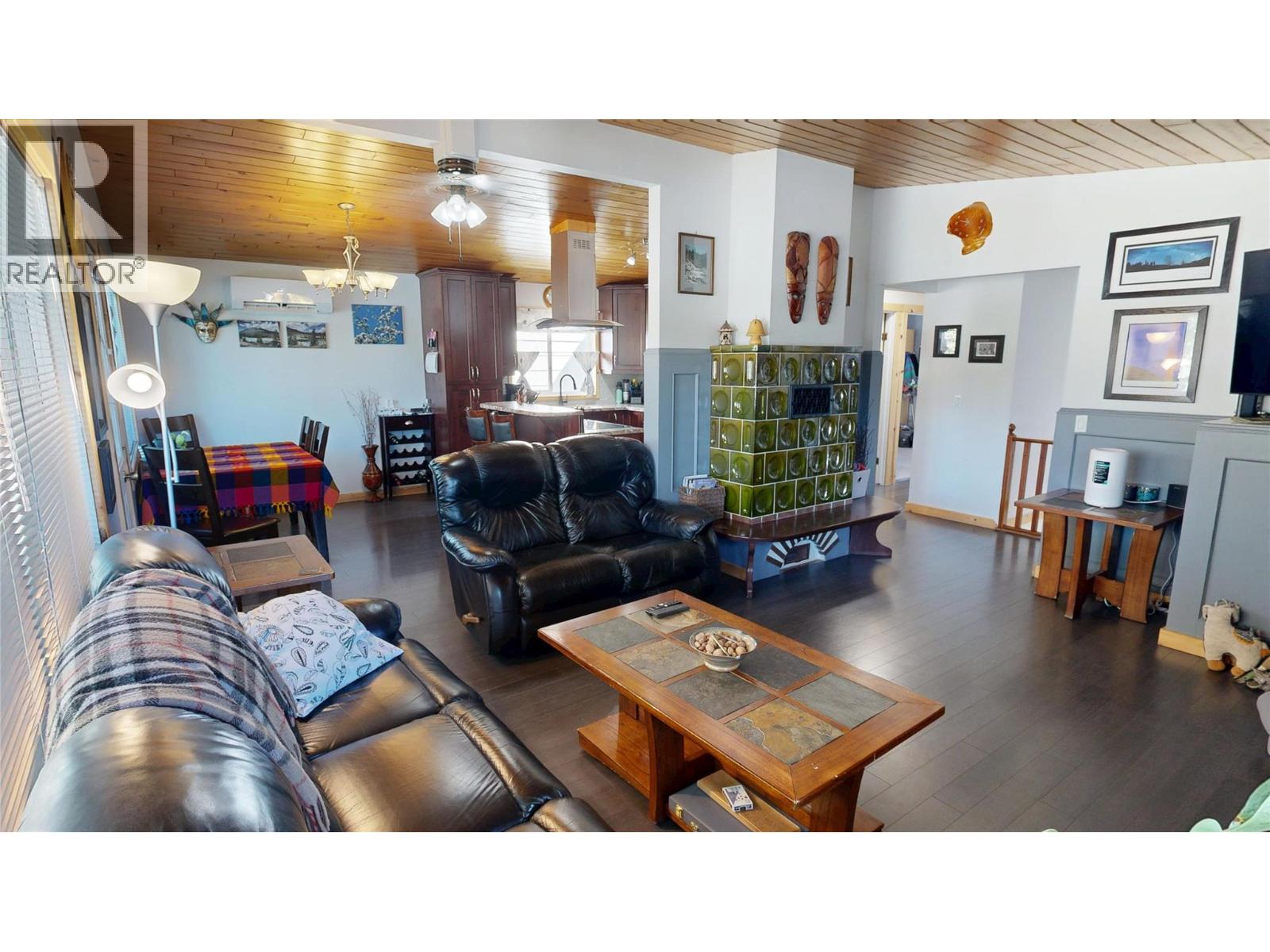 7536 Jackson Avenue, Radium Hot Springs, British Columbia  V0A 1M0 - Photo 4 - 10387336