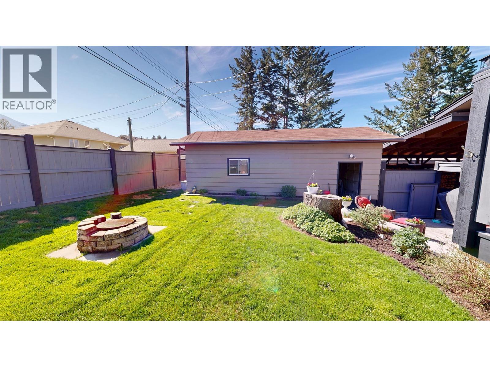 7536 Jackson Avenue, Radium Hot Springs, British Columbia  V0A 1M0 - Photo 44 - 10387336