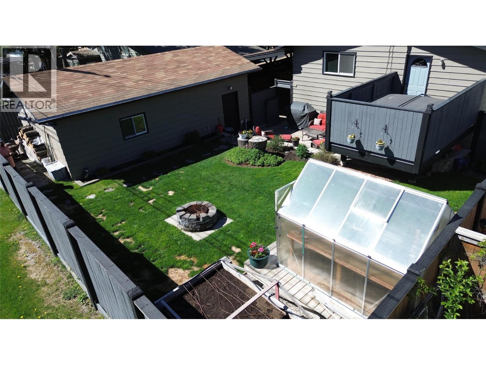 7536 Jackson Avenue, Radium Hot Springs, British Columbia  V0A 1M0 - Photo 46 - 10387336