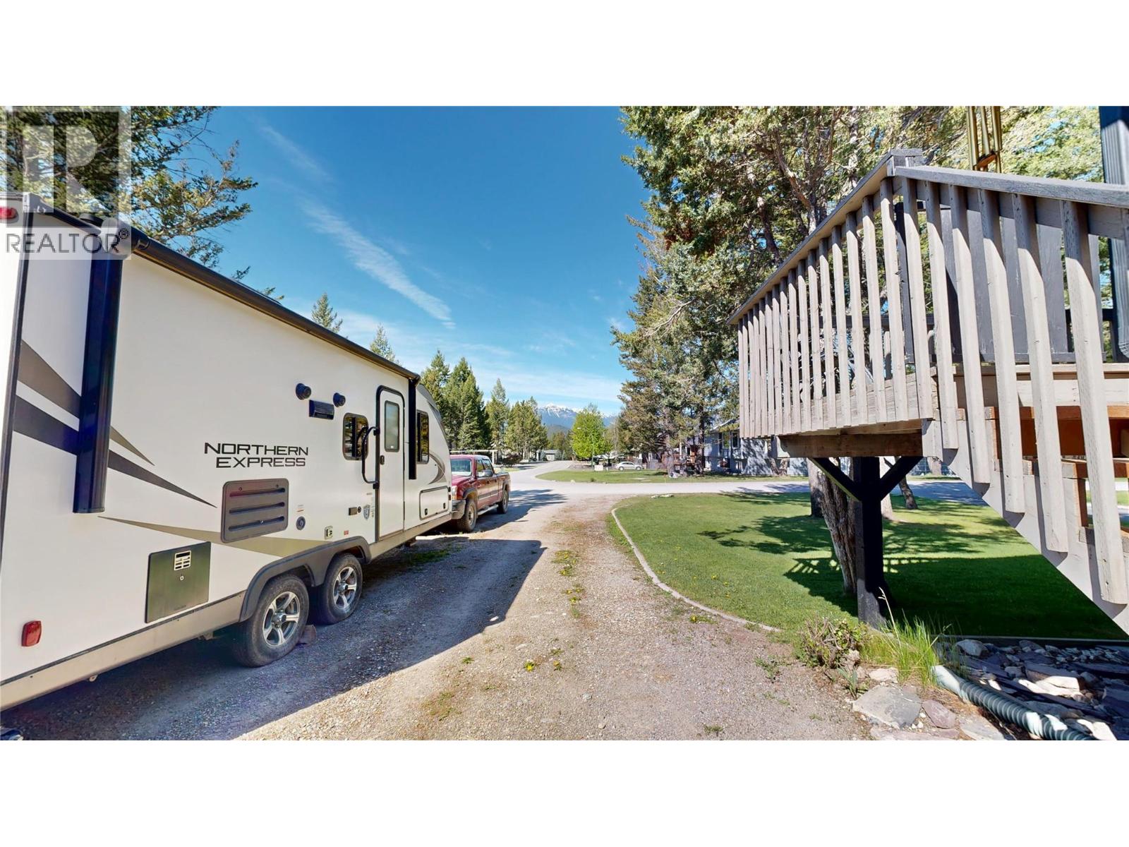 7536 Jackson Avenue, Radium Hot Springs, British Columbia  V0A 1M0 - Photo 49 - 10387336
