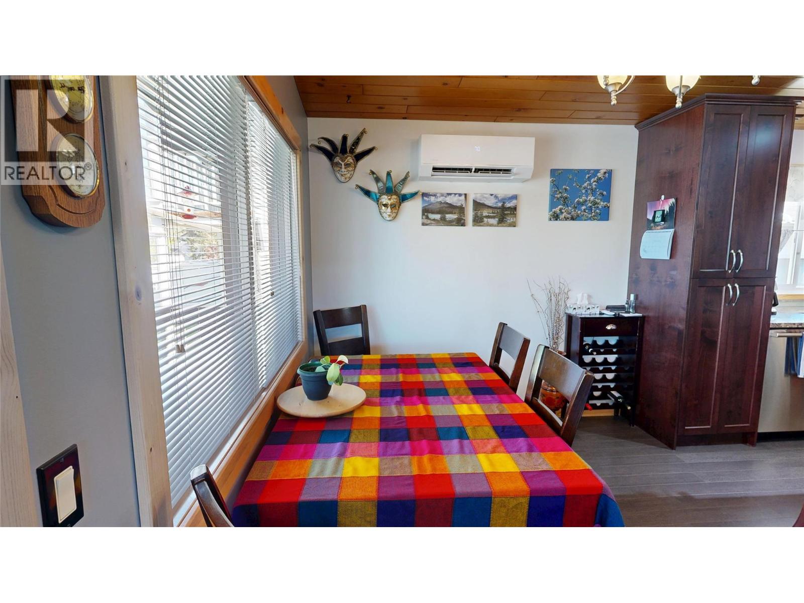 7536 Jackson Avenue, Radium Hot Springs, British Columbia  V0A 1M0 - Photo 6 - 10387336