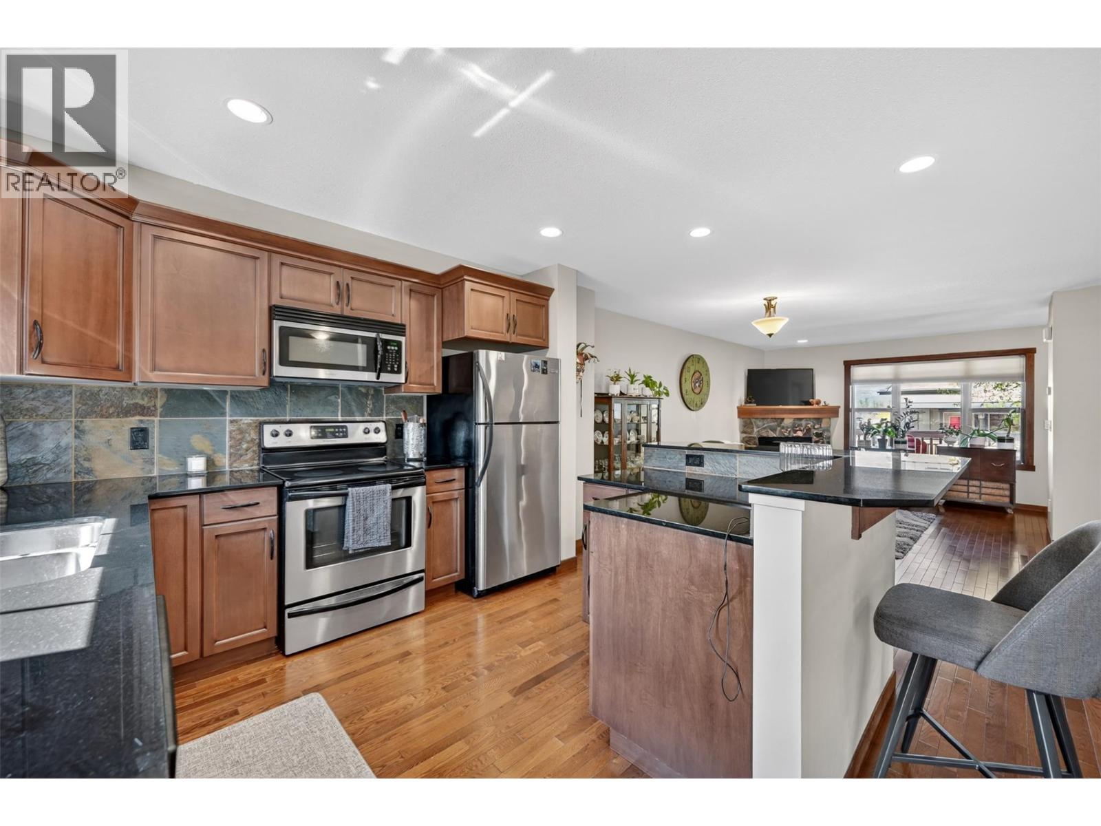 1000 9th Street Unit# 23, Invermere, British Columbia  V0A 1K4 - Photo 8 - 10387490