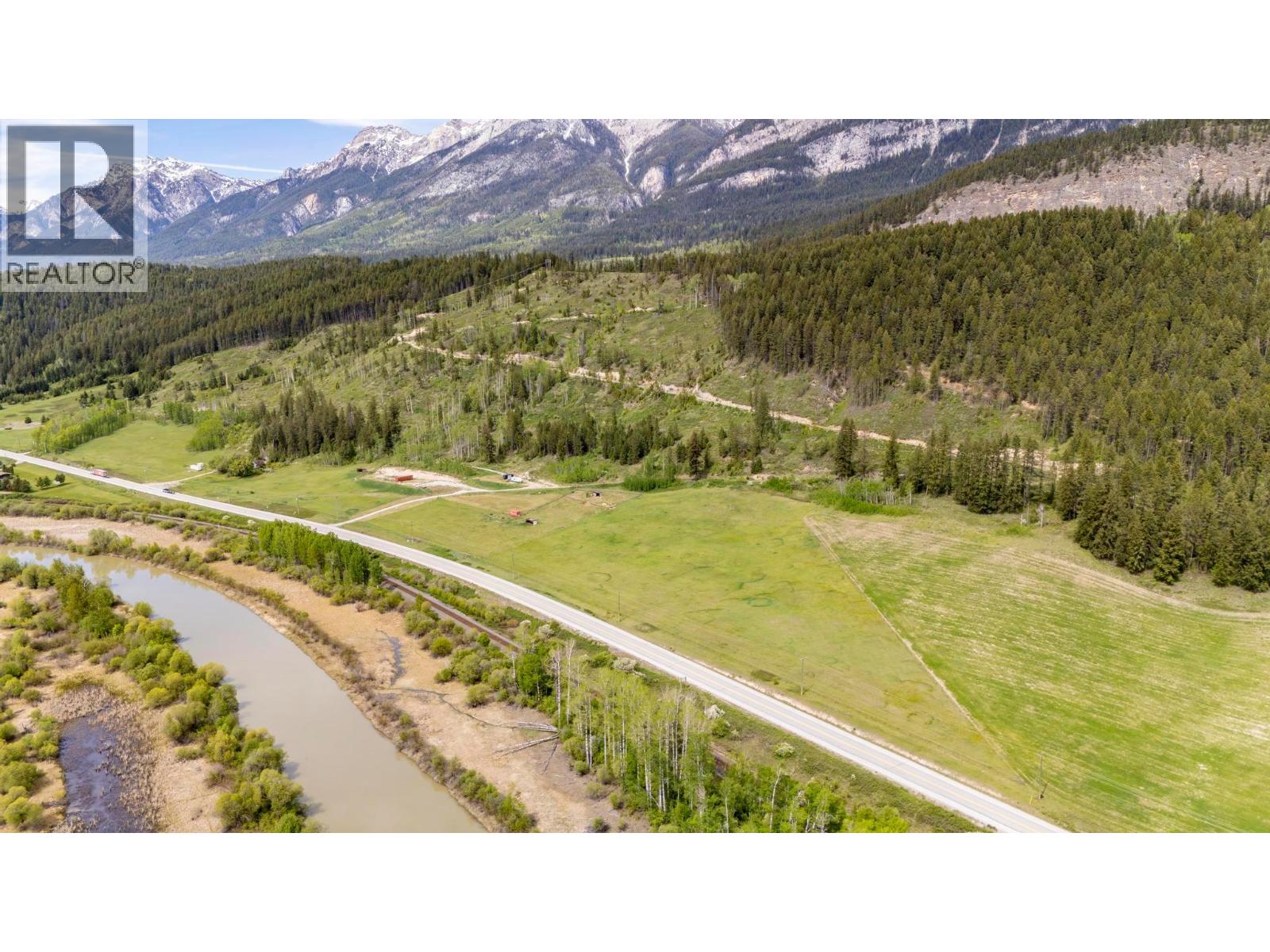 3657 95 Highway, Parson, British Columbia  V0A 1H4 - Photo 17 - 10387446