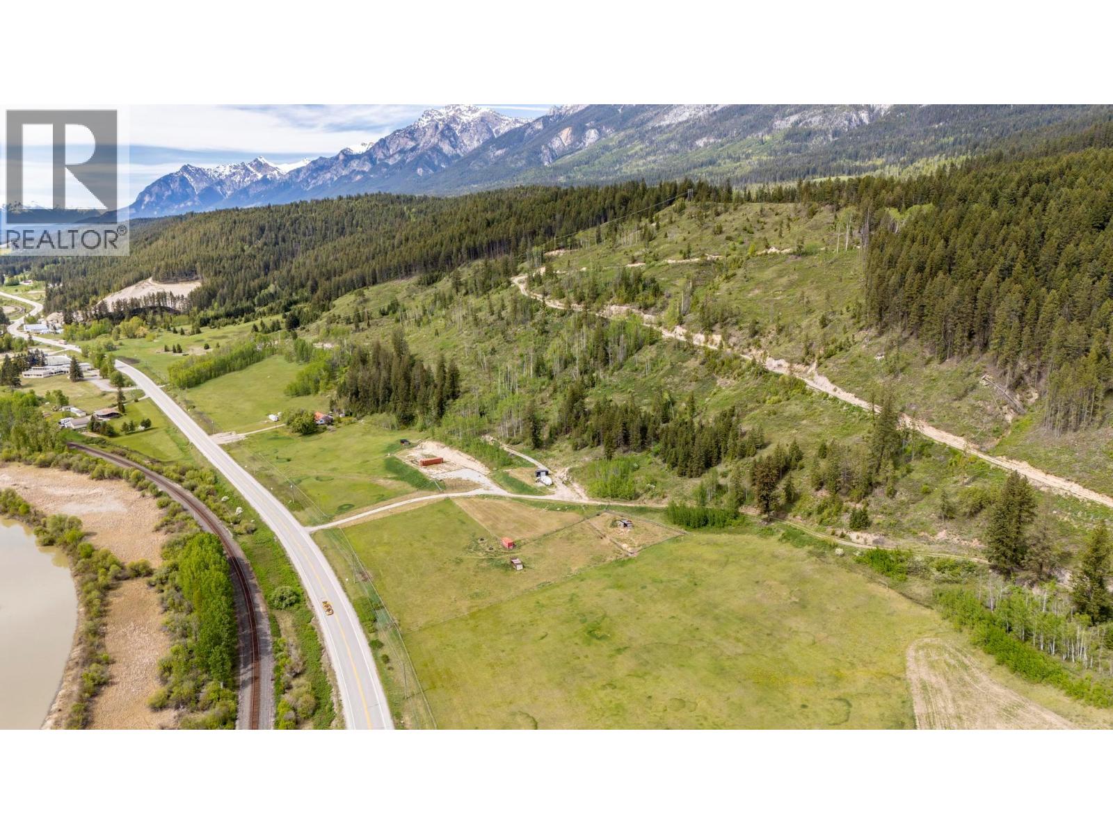 3657 95 Highway, Parson, British Columbia  V0A 1H4 - Photo 18 - 10387446