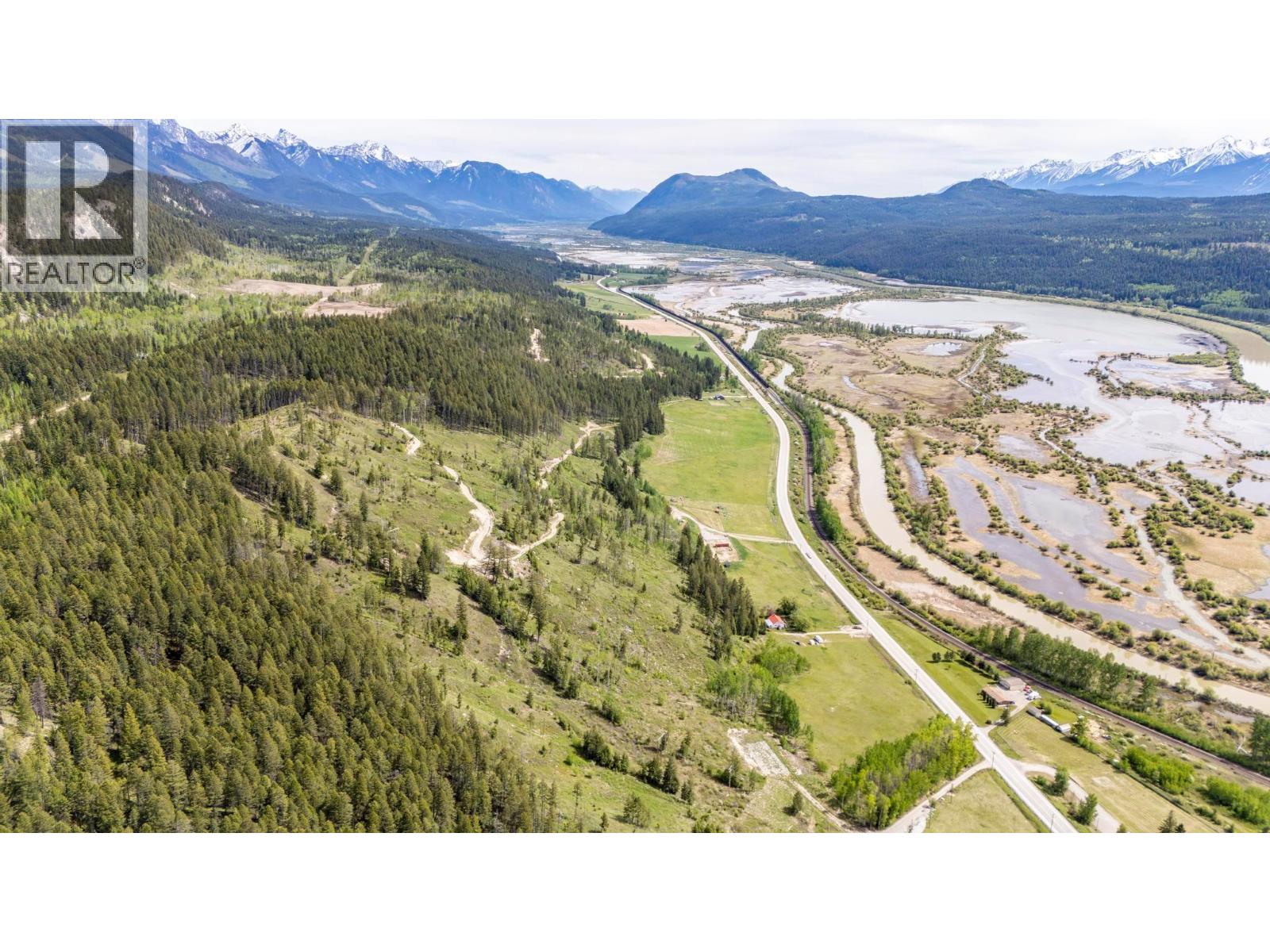 3657 95 Highway, Parson, British Columbia  V0A 1H4 - Photo 29 - 10387446
