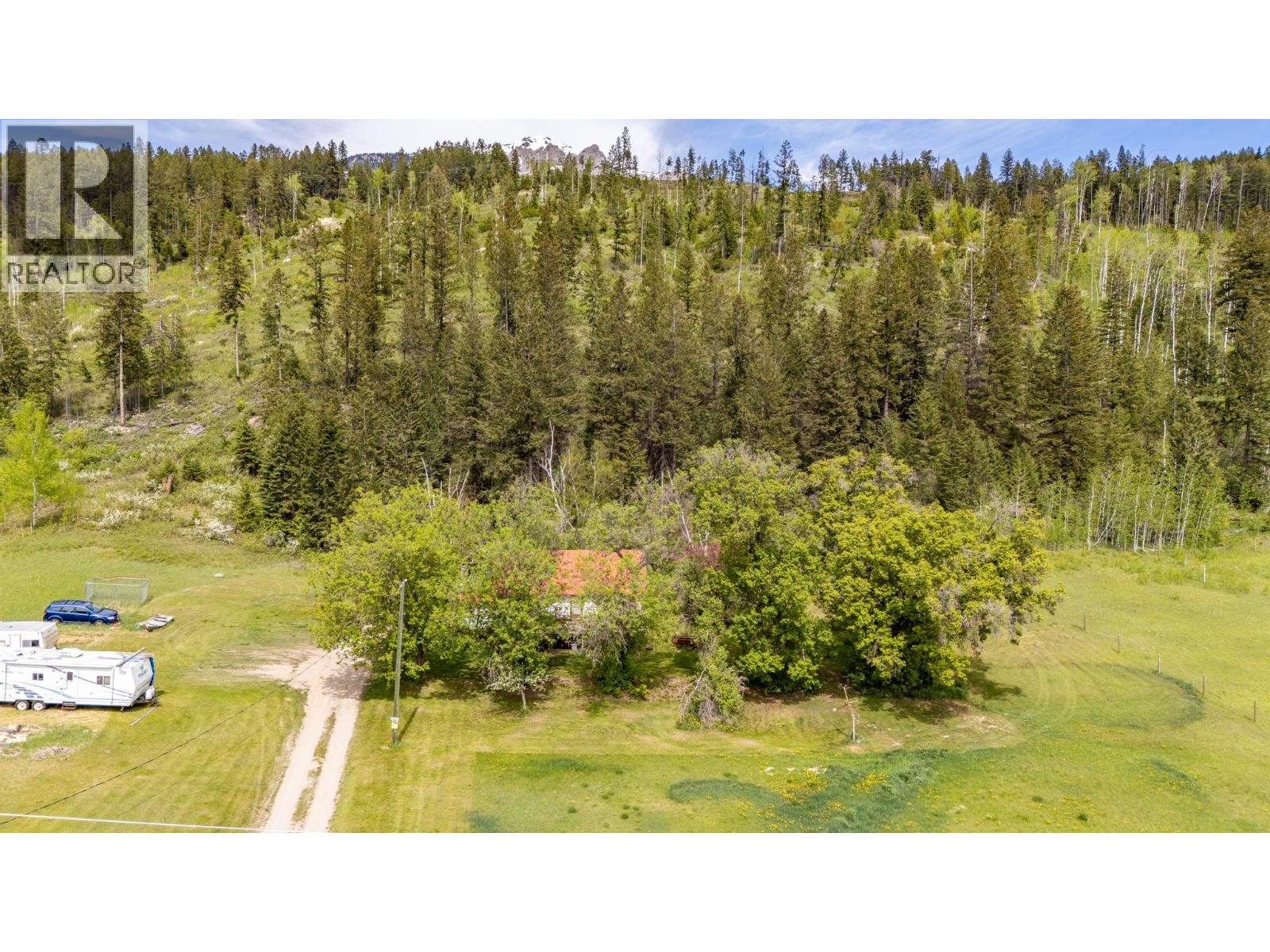 3657 95 Highway, Parson, British Columbia  V0A 1H4 - Photo 5 - 10387446