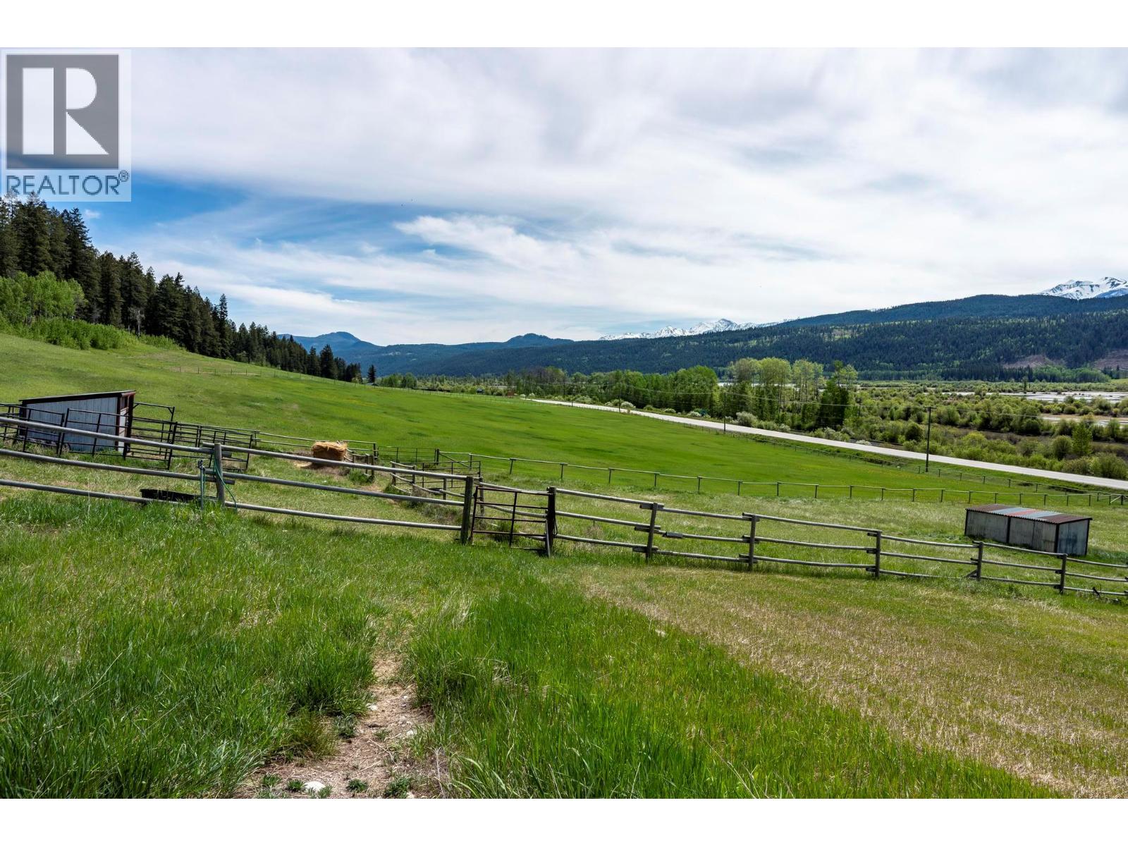 3657 95 Highway, Parson, British Columbia  V0A 1H4 - Photo 54 - 10387446