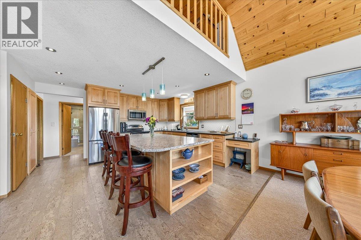 7330 Glacier Drive, Radium Hot Springs, British Columbia  V0A 1M0 - Photo 13 - 10387265