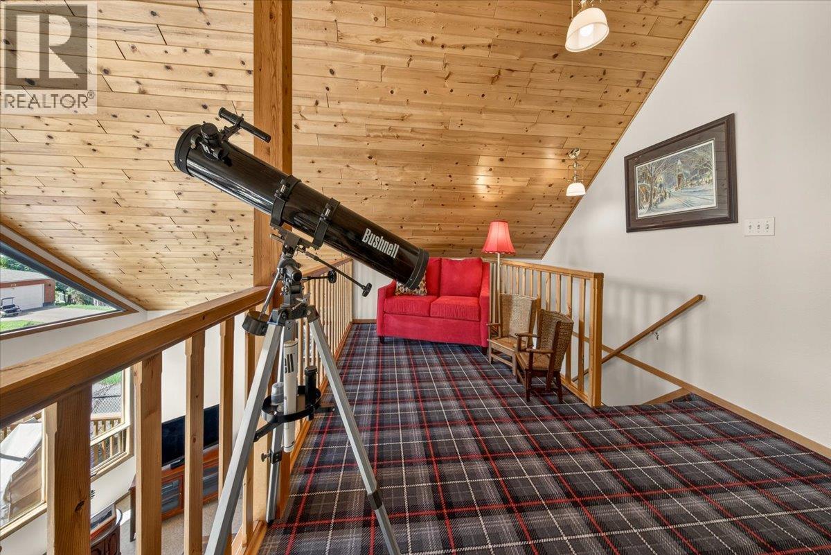 7330 Glacier Drive, Radium Hot Springs, British Columbia  V0A 1M0 - Photo 27 - 10387265