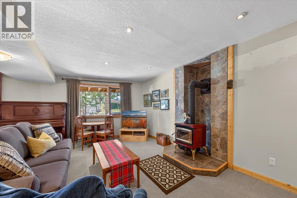 7330 Glacier Drive, Radium Hot Springs, British Columbia  V0A 1M0 - Photo 34 - 10387265
