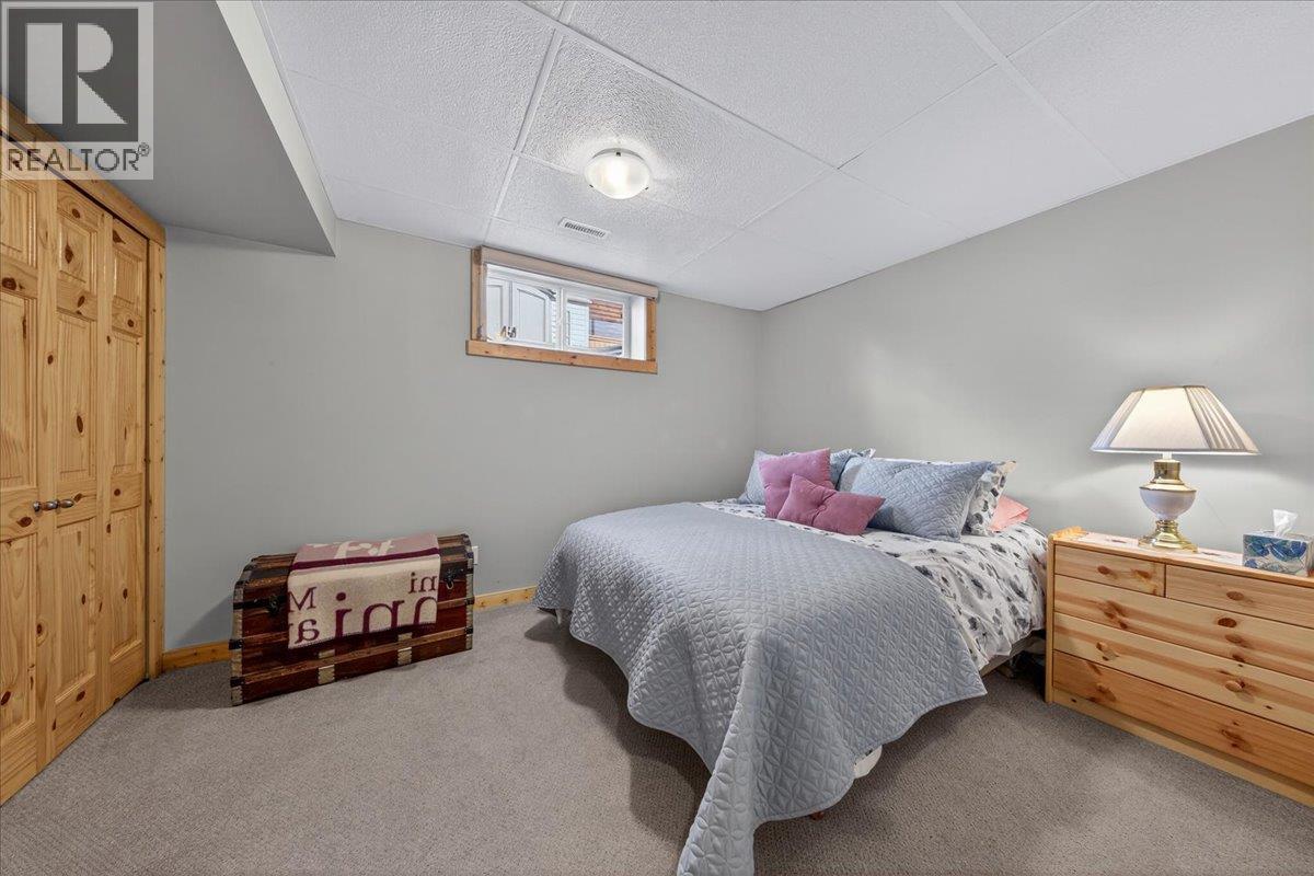 7330 Glacier Drive, Radium Hot Springs, British Columbia  V0A 1M0 - Photo 41 - 10387265
