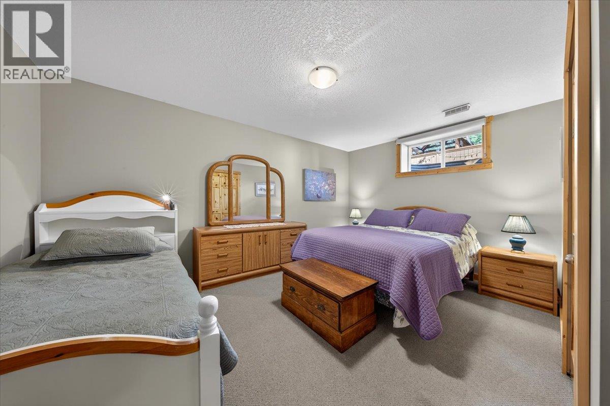 7330 Glacier Drive, Radium Hot Springs, British Columbia  V0A 1M0 - Photo 42 - 10387265