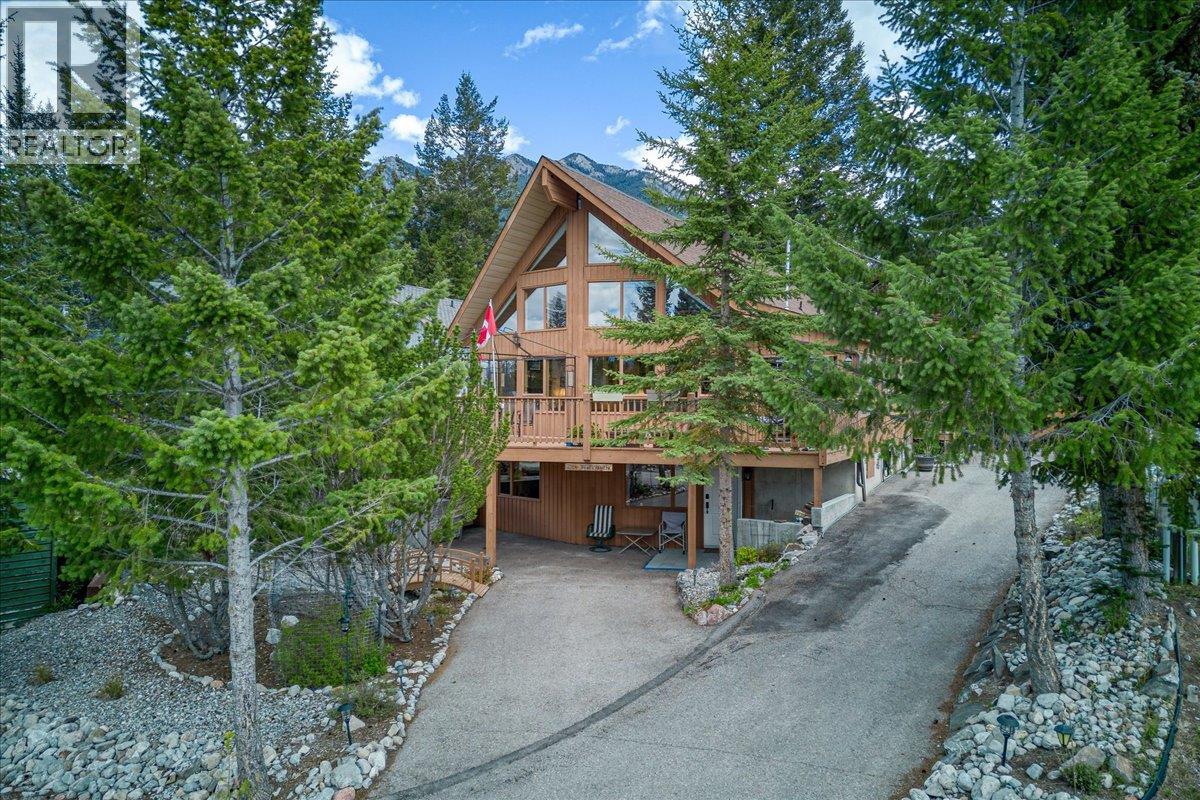 7330 Glacier Drive, Radium Hot Springs, British Columbia  V0A 1M0 - Photo 54 - 10387265