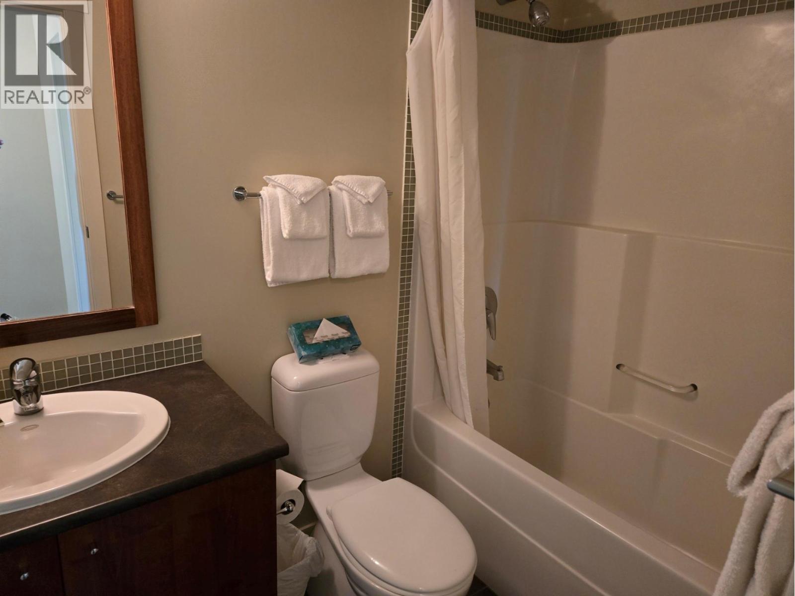 2049 Summit Drive Unit# 223 B, Panorama, British Columbia  V0A 1T0 - Photo 13 - 10387656