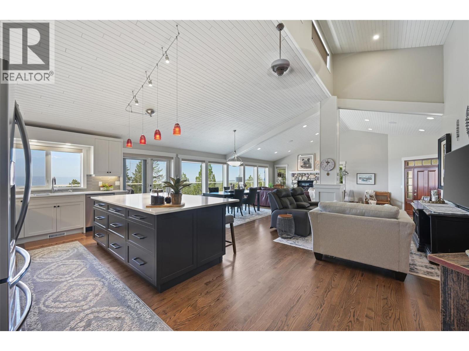9520 Juniper Heights Road, Invermere, British Columbia  V0A 1K2 - Photo 11 - 10385366