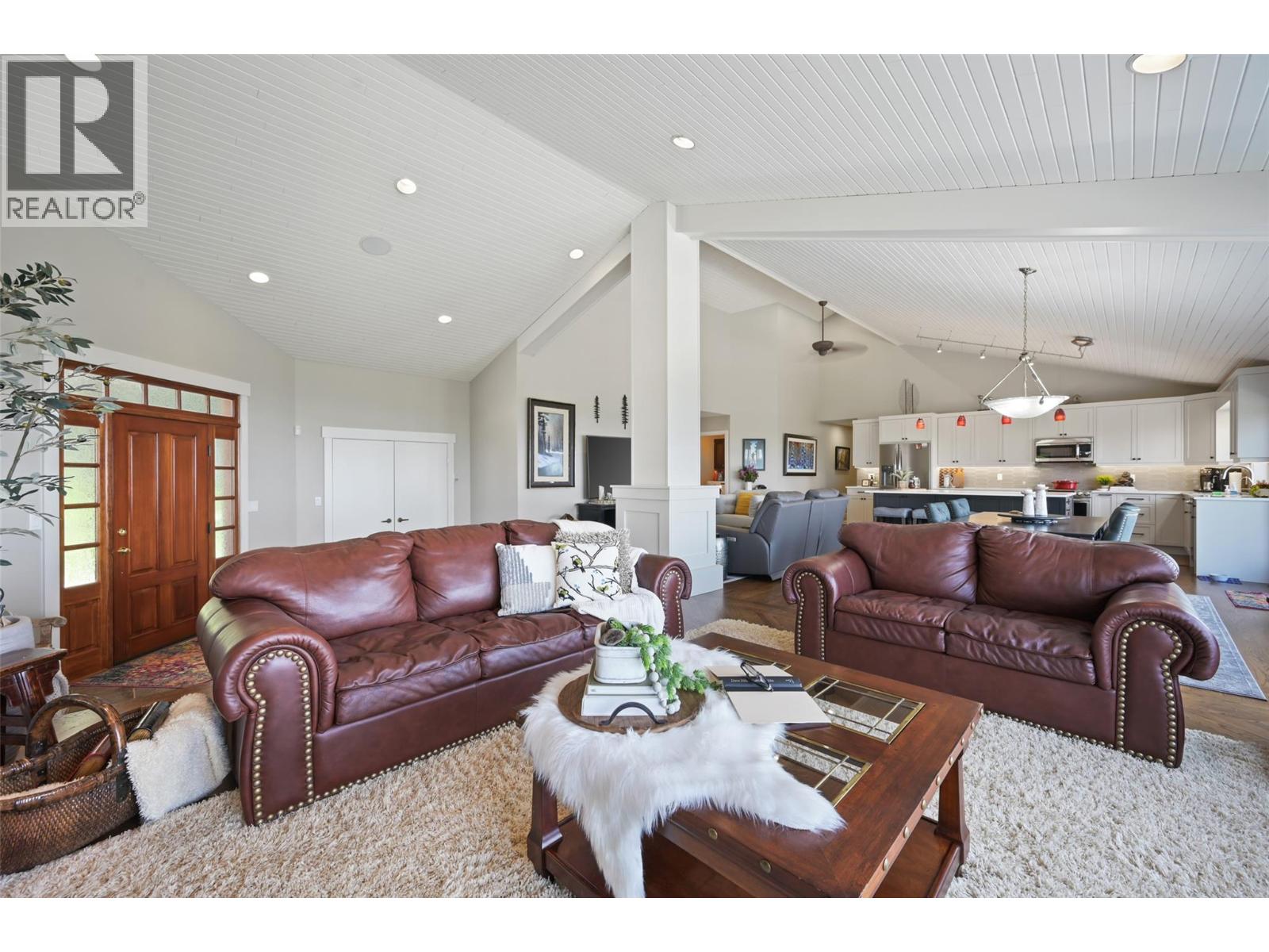 9520 Juniper Heights Road, Invermere, British Columbia  V0A 1K2 - Photo 6 - 10385366