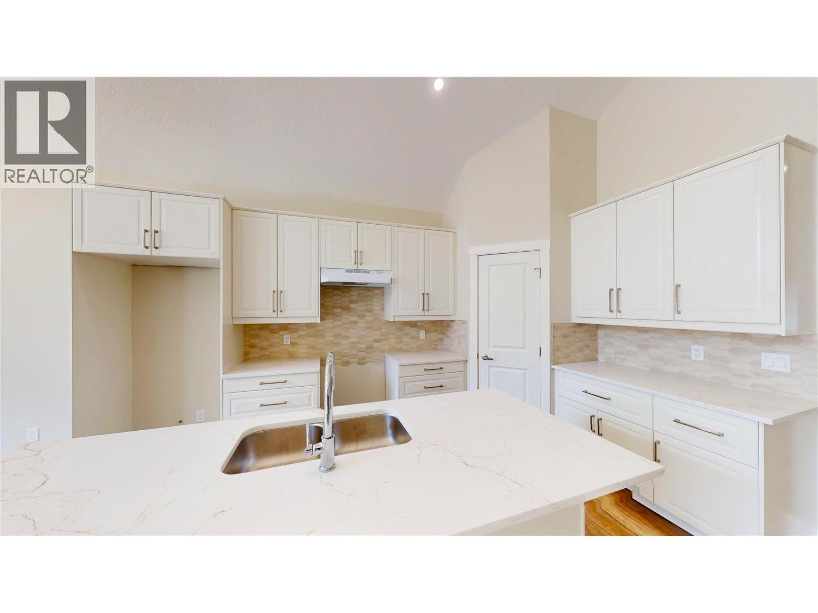 4868 Riverview Drive Unit# 118, Edgewater, British Columbia  V0A 1E0 - Photo 21 - 10387570