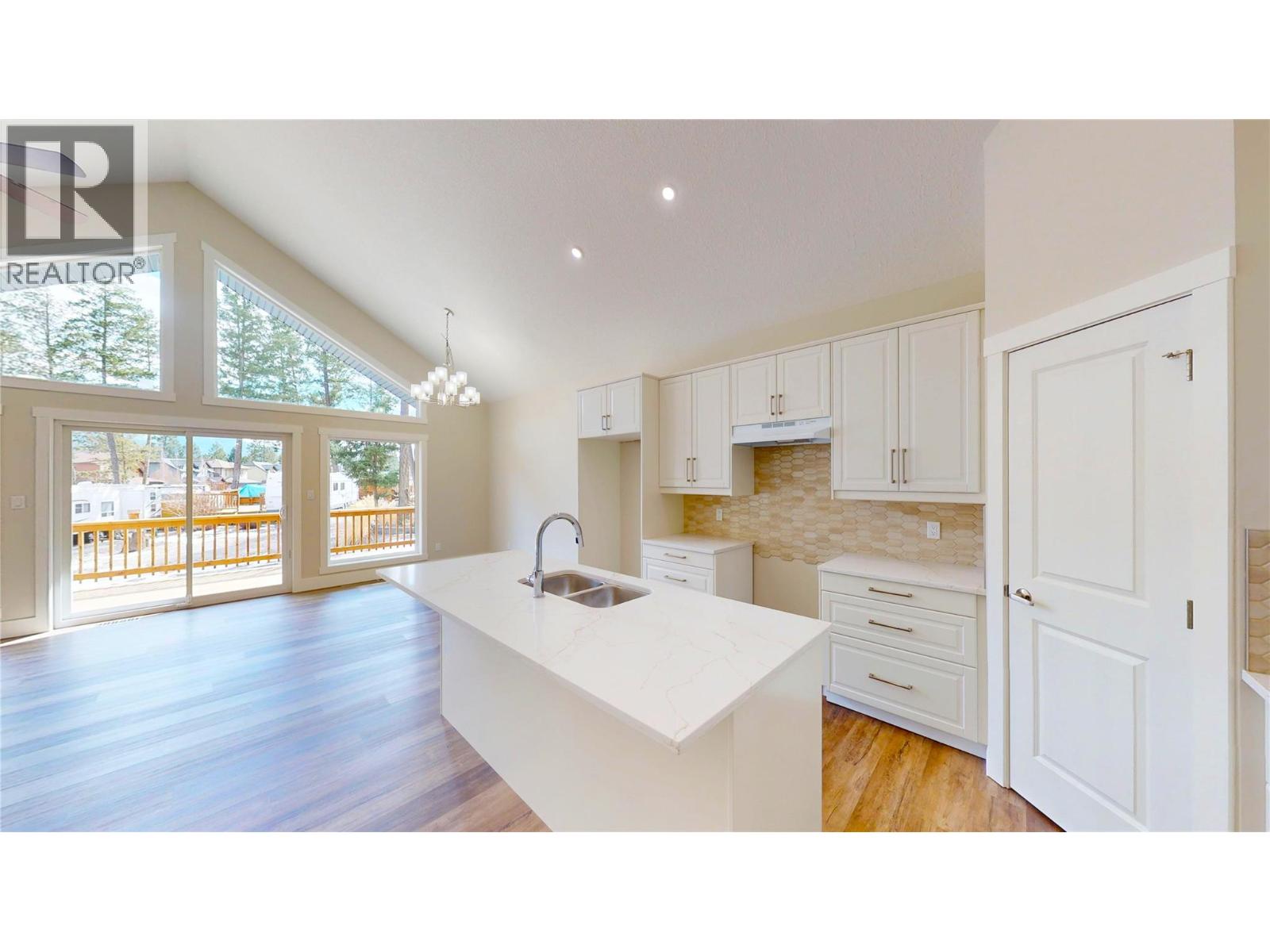 4868 Riverview Drive Unit# 118, Edgewater, British Columbia  V0A 1E0 - Photo 23 - 10387570