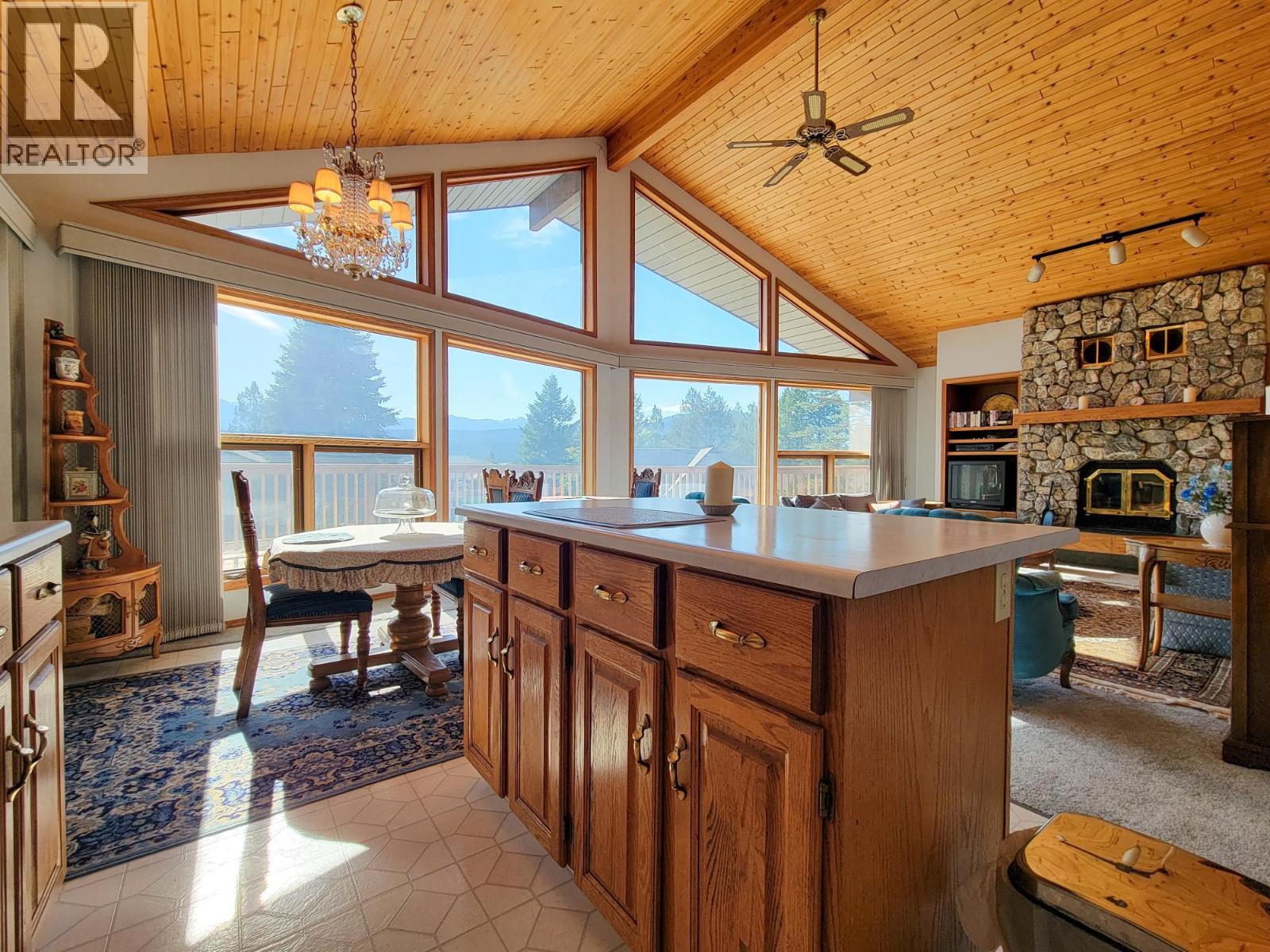 7326 Glacier Drive, Radium Hot Springs, British Columbia  V0A 1M0 - Photo 25 - 10385761