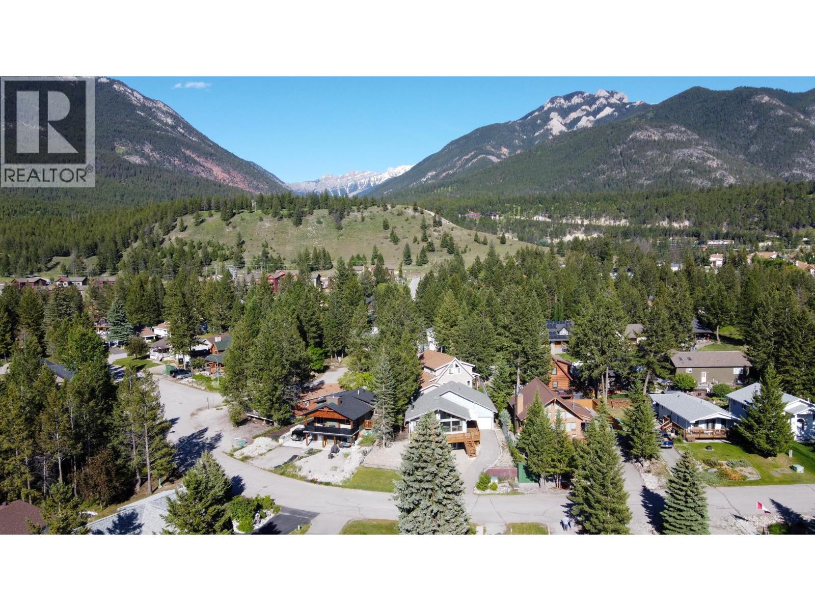 7326 Glacier Drive, Radium Hot Springs, British Columbia  V0A 1M0 - Photo 48 - 10385761