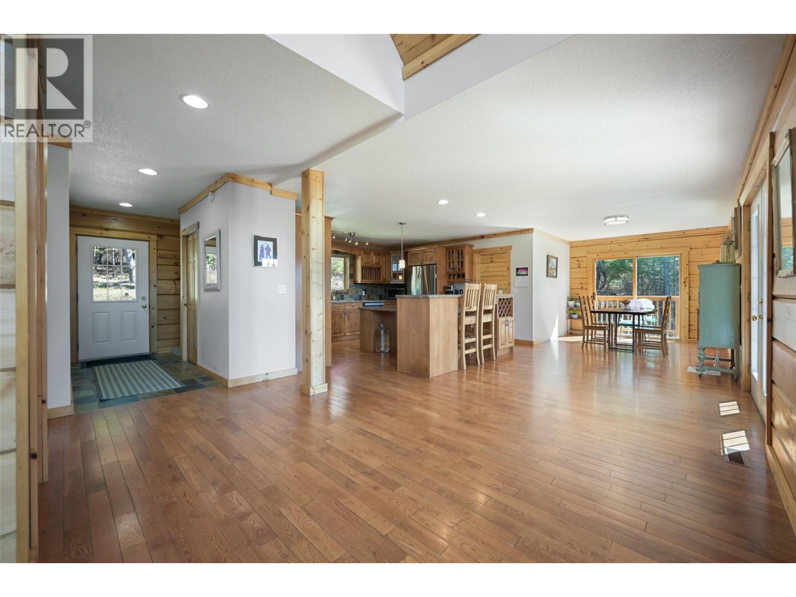 110 Highway 95, Spillimacheen, British Columbia  V0A 1P0 - Photo 10 - 10387907