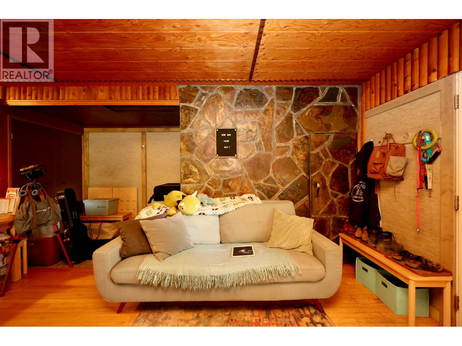 486 Champagne Road Unit# 1, 2, 3,, Golden, British Columbia  V0A 1H2 - Photo 18 - 10388082